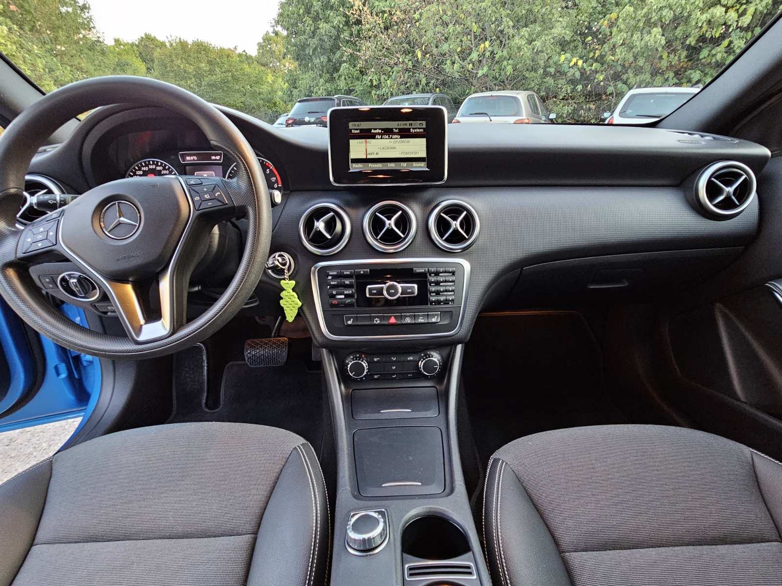 Mercedes-Benz A-klasa 180 CDI Style automatik 2015. ovlašteni servis, fotografija 11