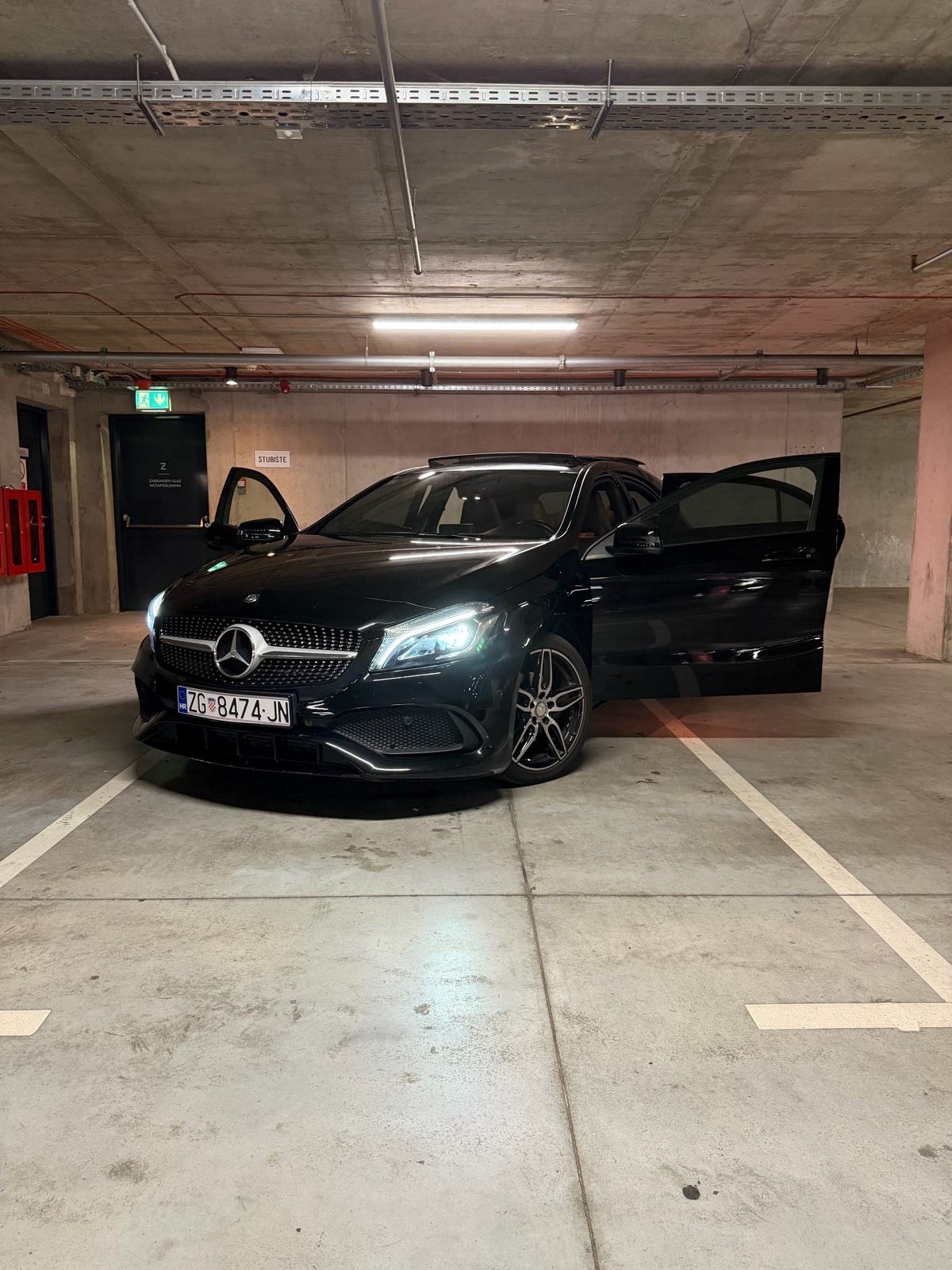 Mercedes-Benz A-klasa 180 d AMG automatik, fotografija 3