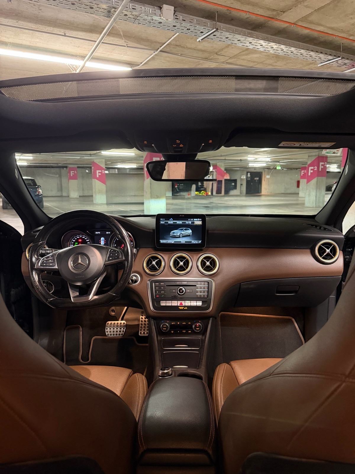Mercedes-Benz A-klasa 180 d AMG automatik, fotografija 12