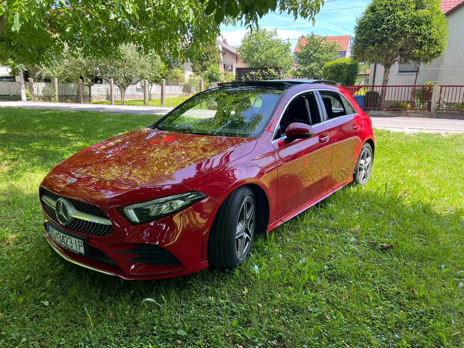 Mercedes-Benz A-klasa 180 d AMG line, fotografija 14
