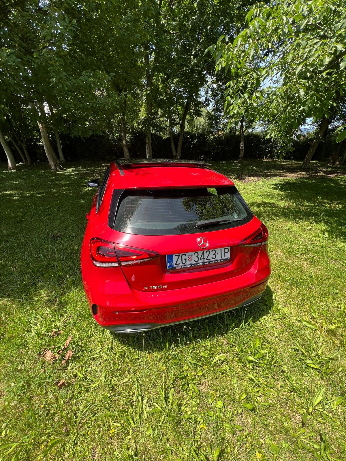 Mercedes-Benz A-klasa 180 d AMG line, fotografija 19