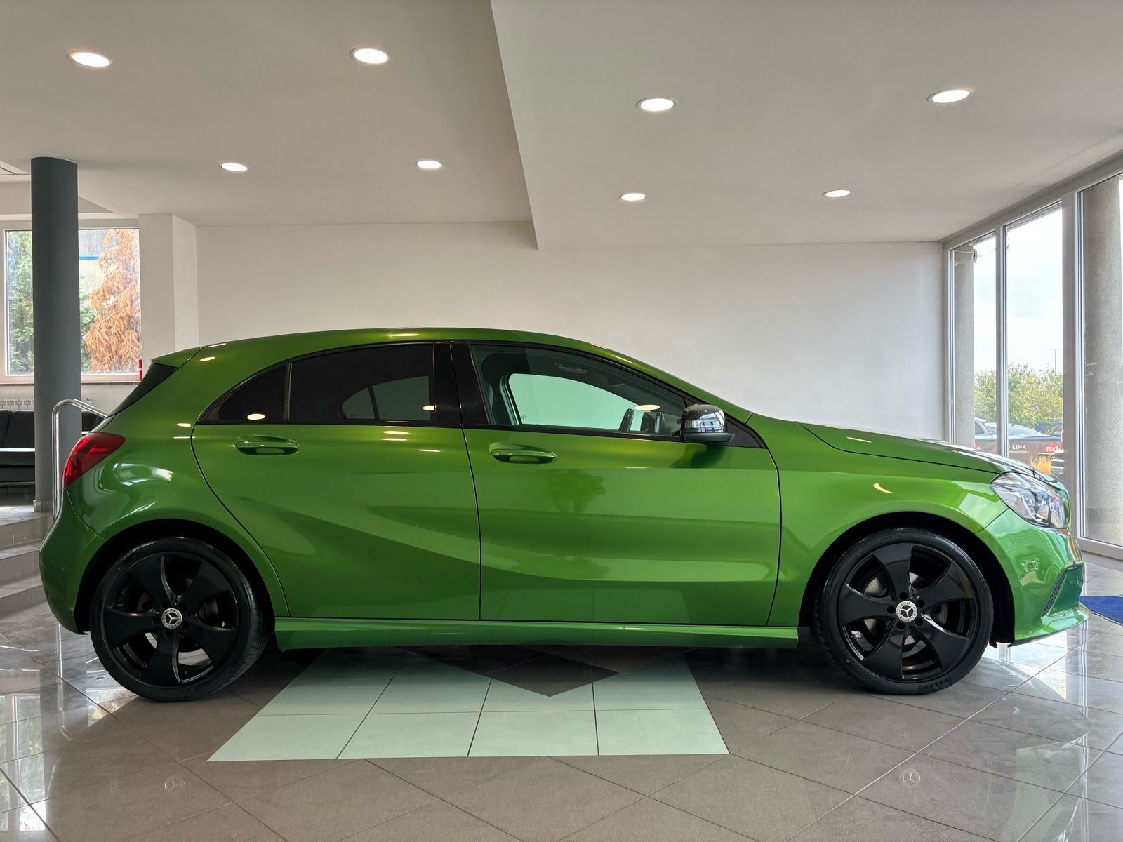 Mercedes-Benz A-klasa 180 d AMG line, fotografija 7