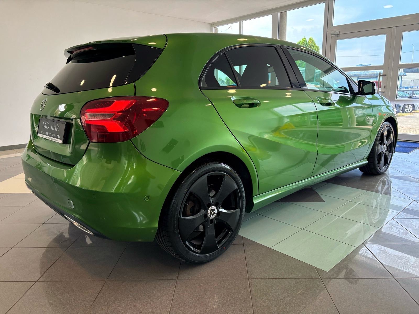 Mercedes-Benz A-klasa 180 d AMG line, fotografija 6
