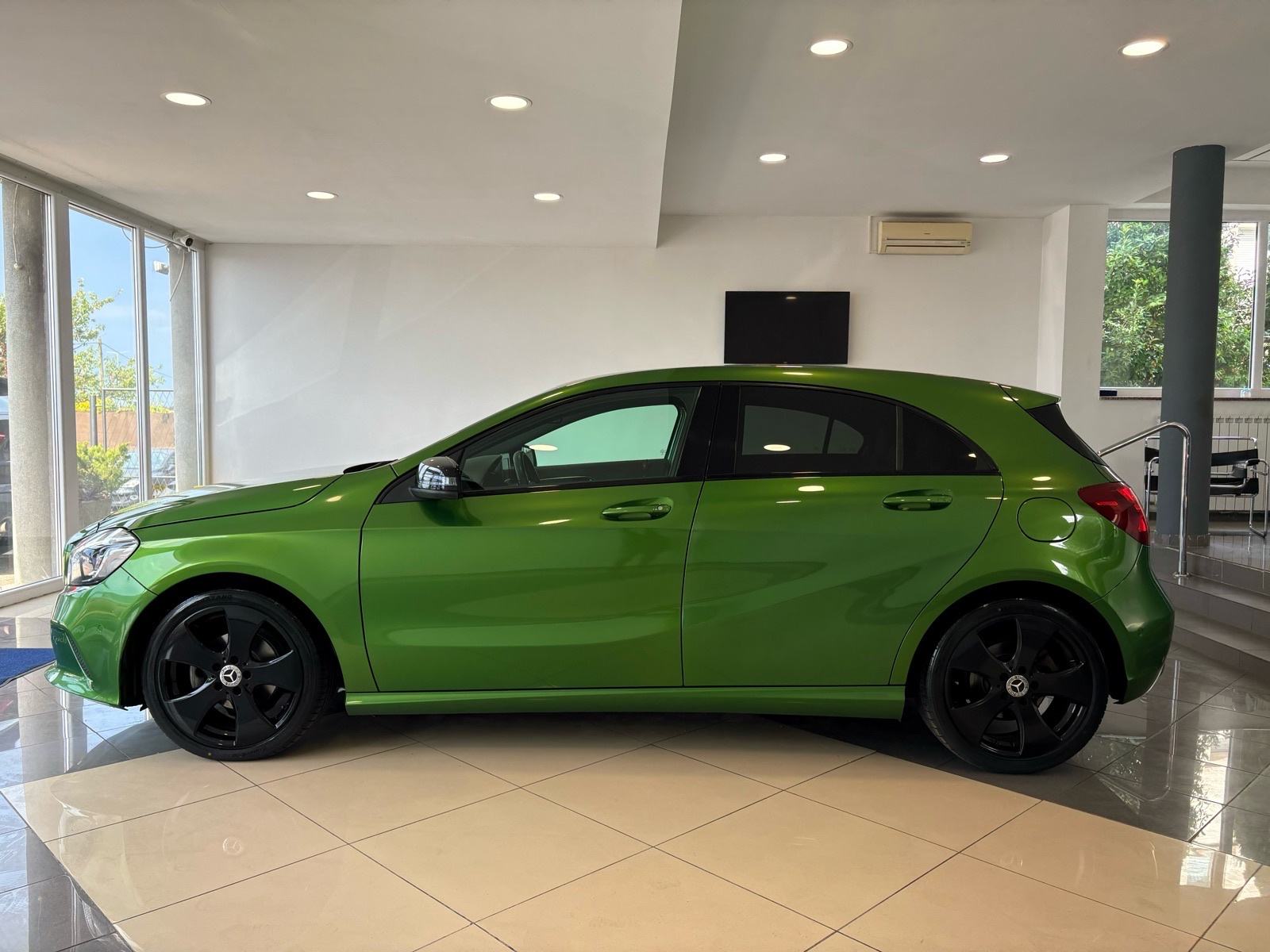 Mercedes-Benz A-klasa 180 d AMG line, fotografija 20