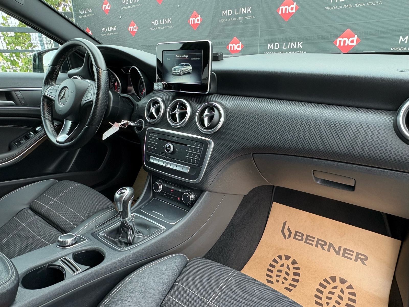 Mercedes-Benz A-klasa 180 d AMG line, fotografija 12