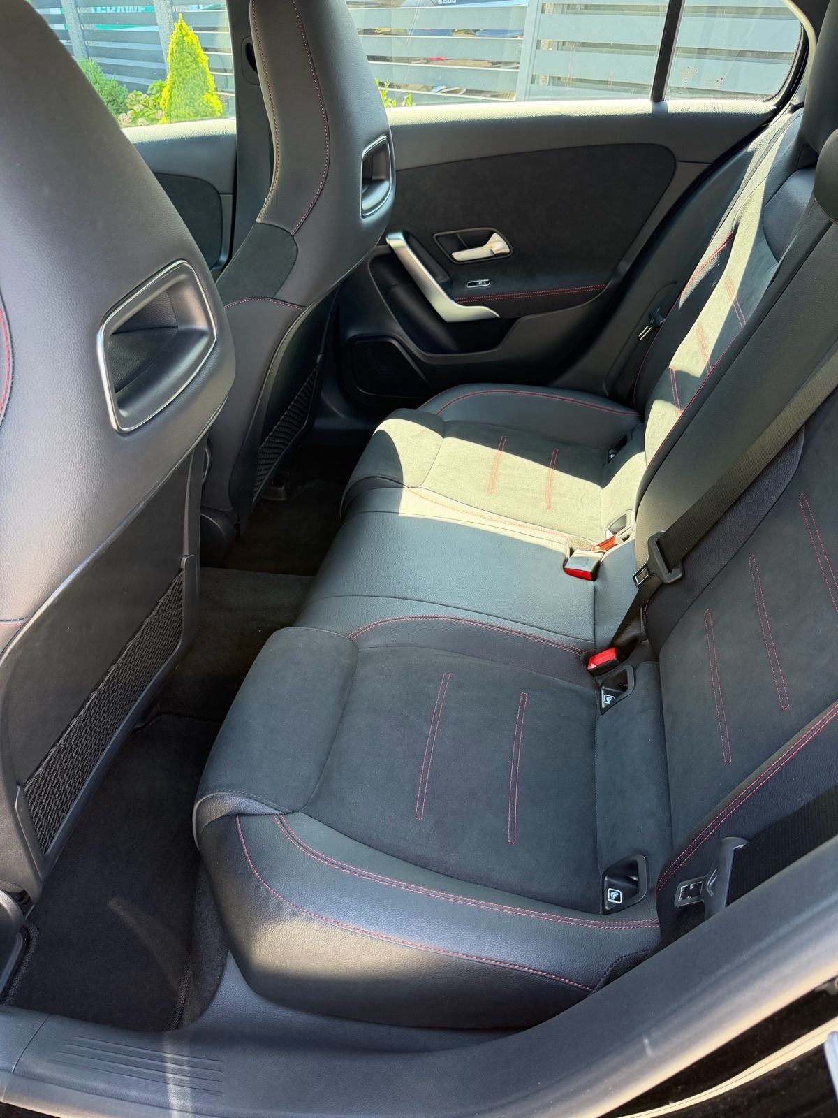 Mercedes-Benz A-klasa 180 d AMG PAKET-PANO-KAMERA-44xxx km-WIDESCREEN, fotografija 9