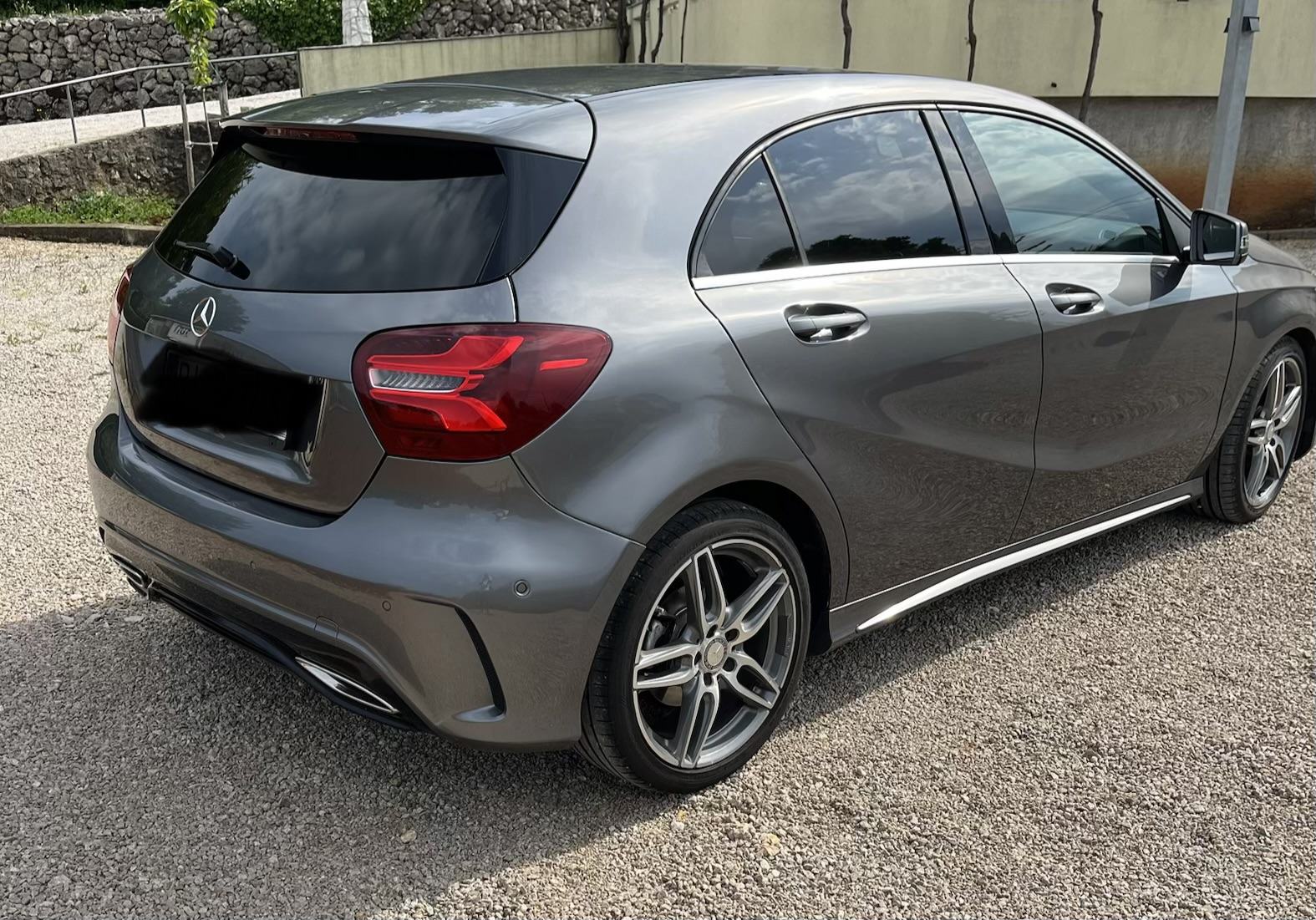 Mercedes-Benz A-klasa 180 d AMG, fotografija 10