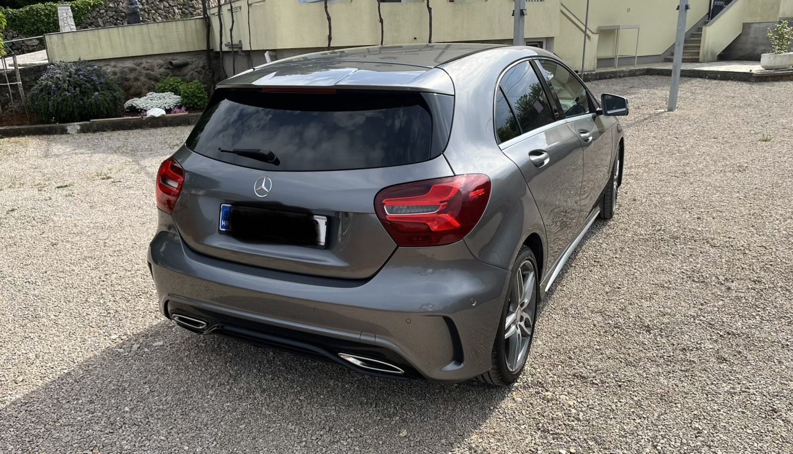 Mercedes-Benz A-klasa 180 d AMG, fotografija 11
