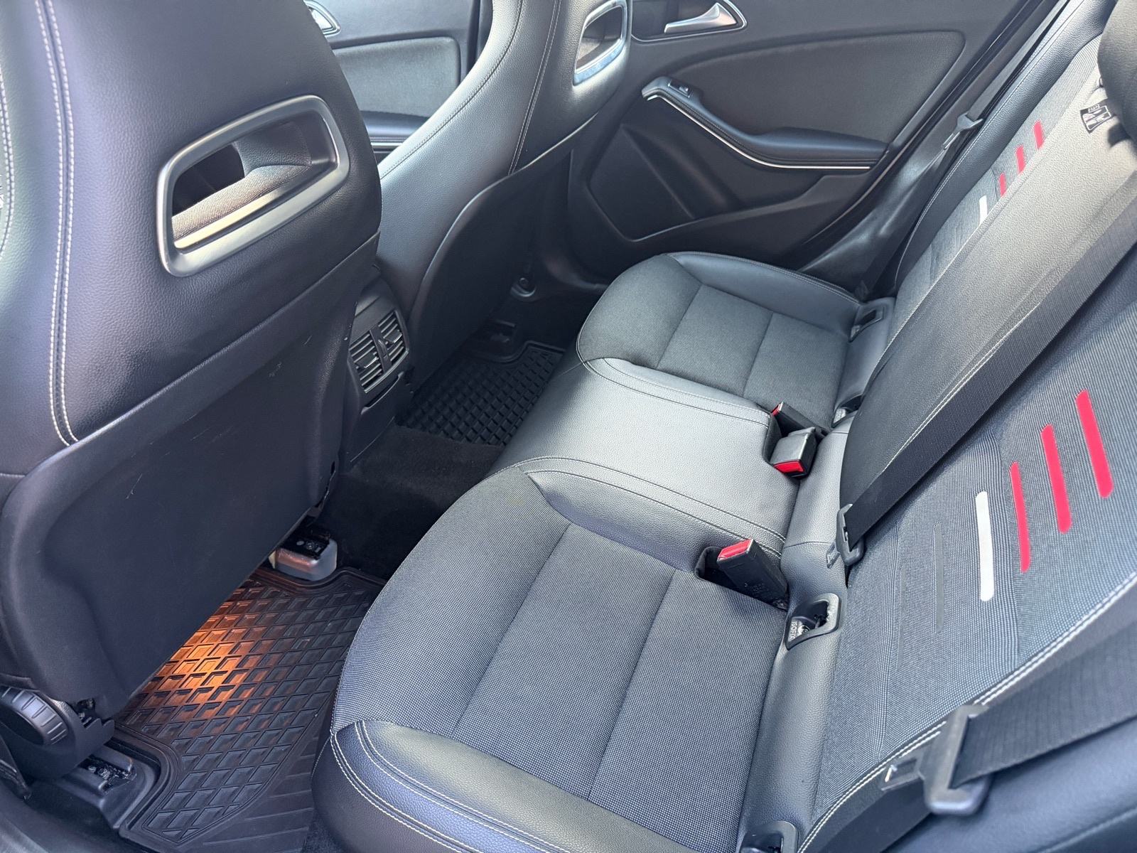 Mercedes-Benz A-klasa 180 d automatik 2017god **reg 1 god**, fotografija 14