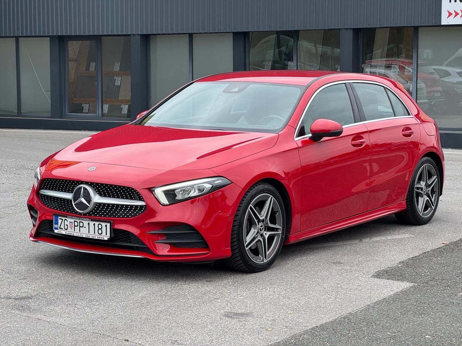 Mercedes-Benz A-klasa 180 d automatik #AMG # LED#NAVI# GARANCIJA 1 god, fotografija 2
