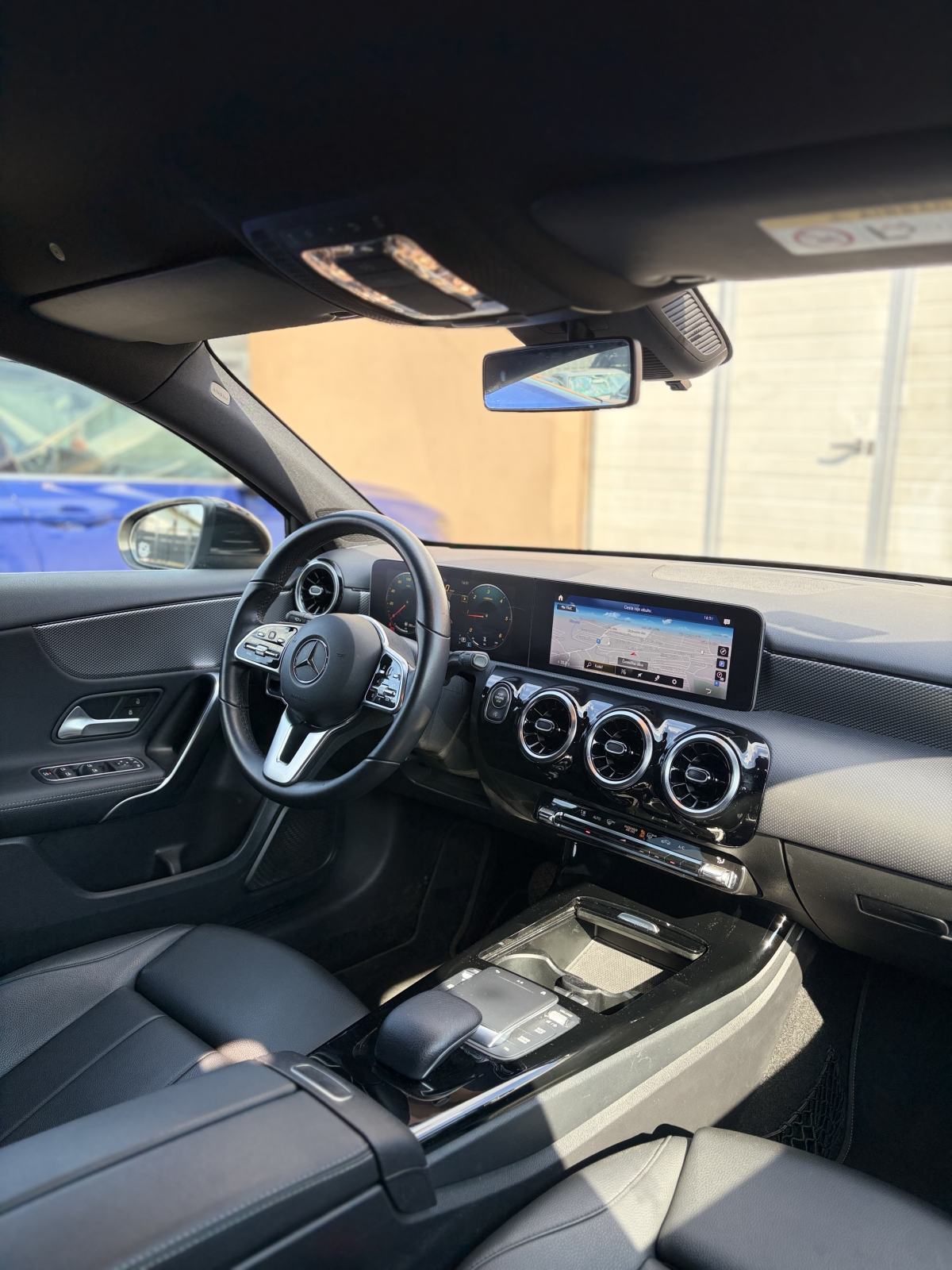 Mercedes-Benz A-klasa 180 d automatik *JAMSTVO* *LEASING*, fotografija 11