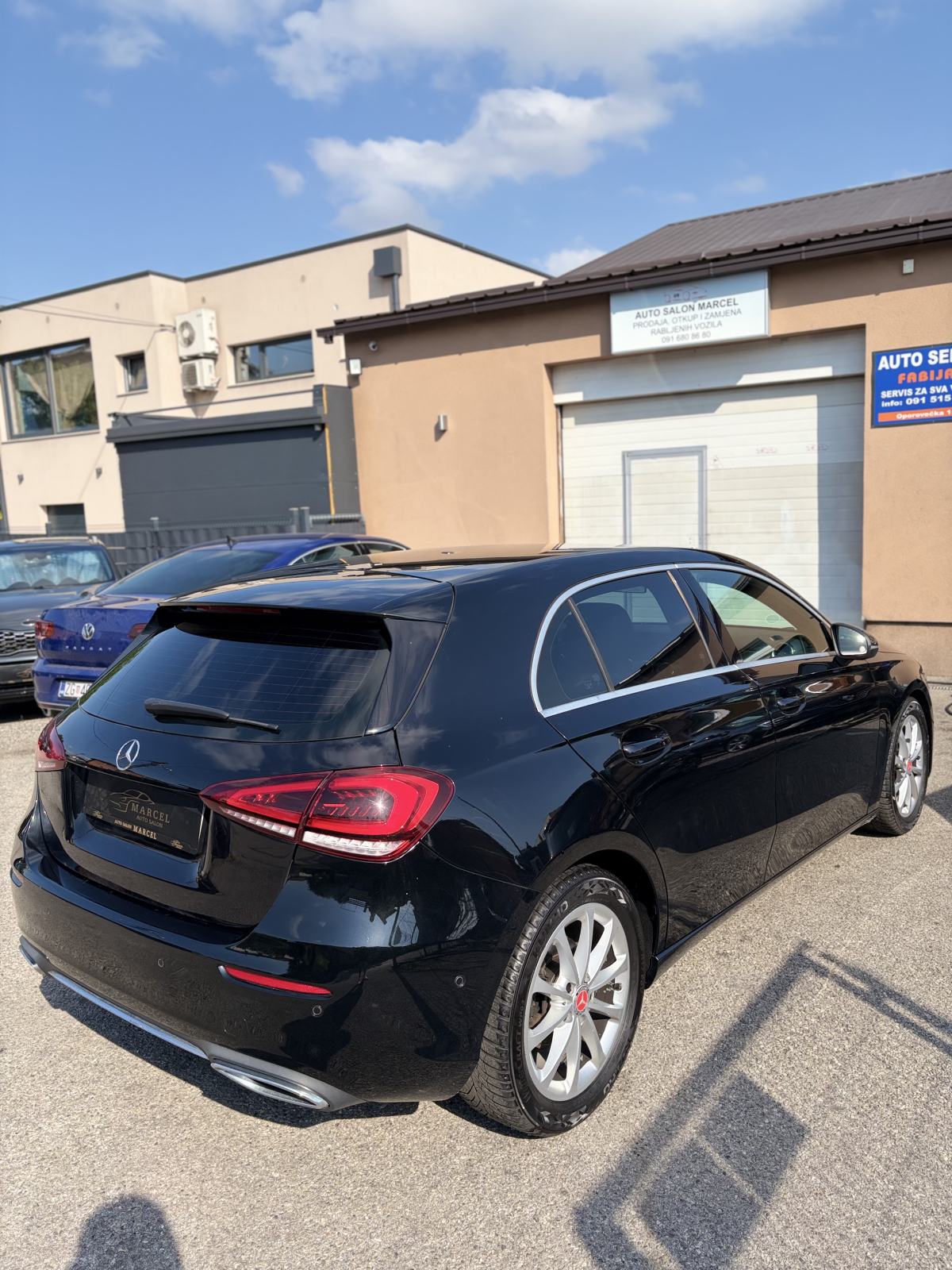 Mercedes-Benz A-klasa 180 d automatik *JAMSTVO* *LEASING*, fotografija 6