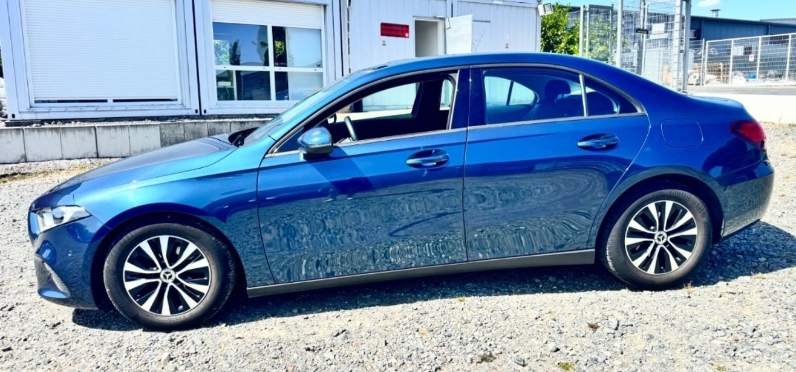 Mercedes-Benz A-klasa 180 d automatik limuzina 62000km cijena do reg, fotografija 5
