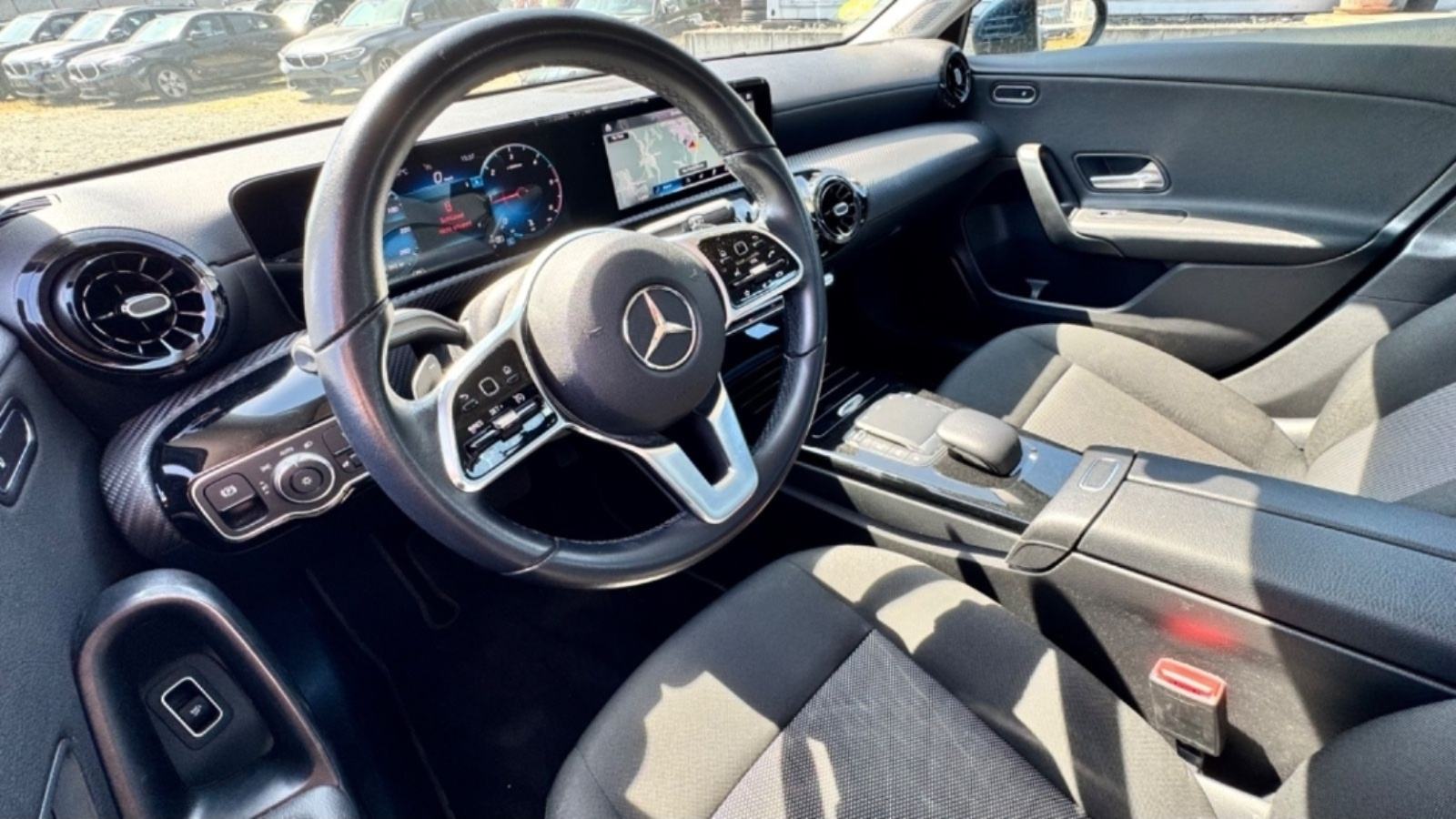 Mercedes-Benz A-klasa 180 d automatik limuzina 62000km cijena do reg, fotografija 9