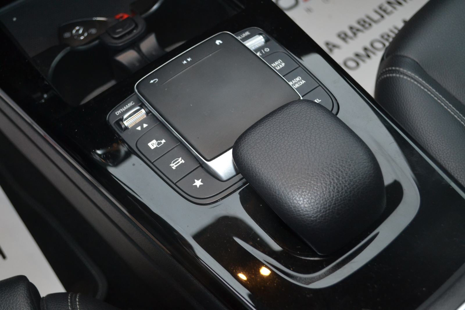 Mercedes-Benz A-klasa 180 d automatik *** rata 295€ BEZ UČEŠĆA ***, fotografija 10