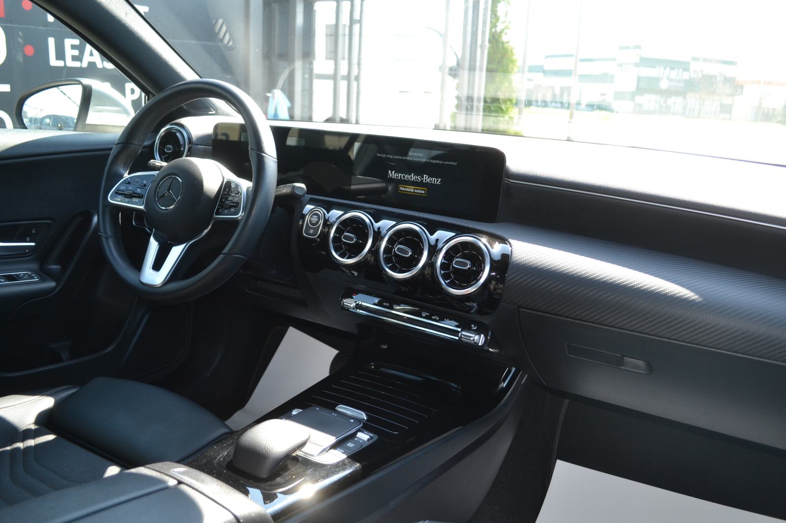 Mercedes-Benz A-klasa 180 d automatik *** rata 295€ BEZ UČEŠĆA ***, fotografija 6