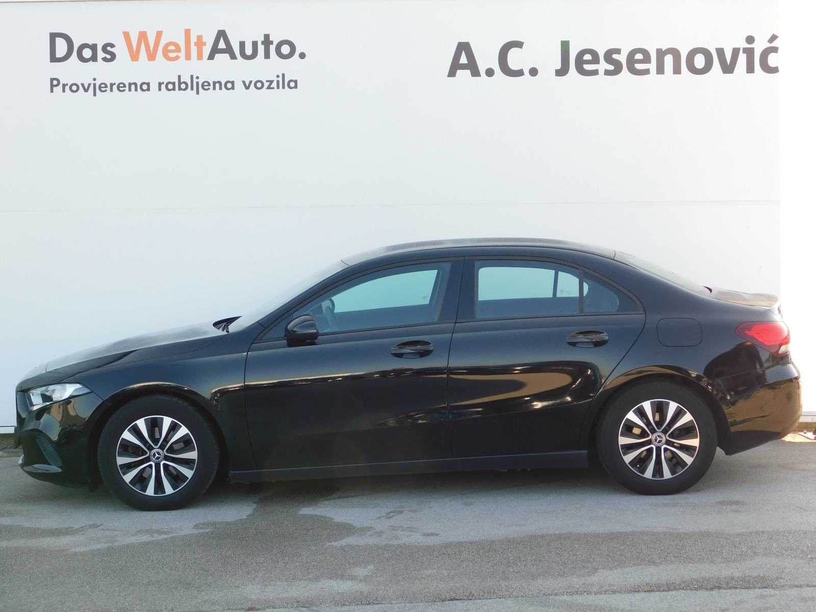 Mercedes-Benz A-Klasa Limuzina 180 d Aut.-LEASING BEZ UČEŠĆA!, fotografija 6