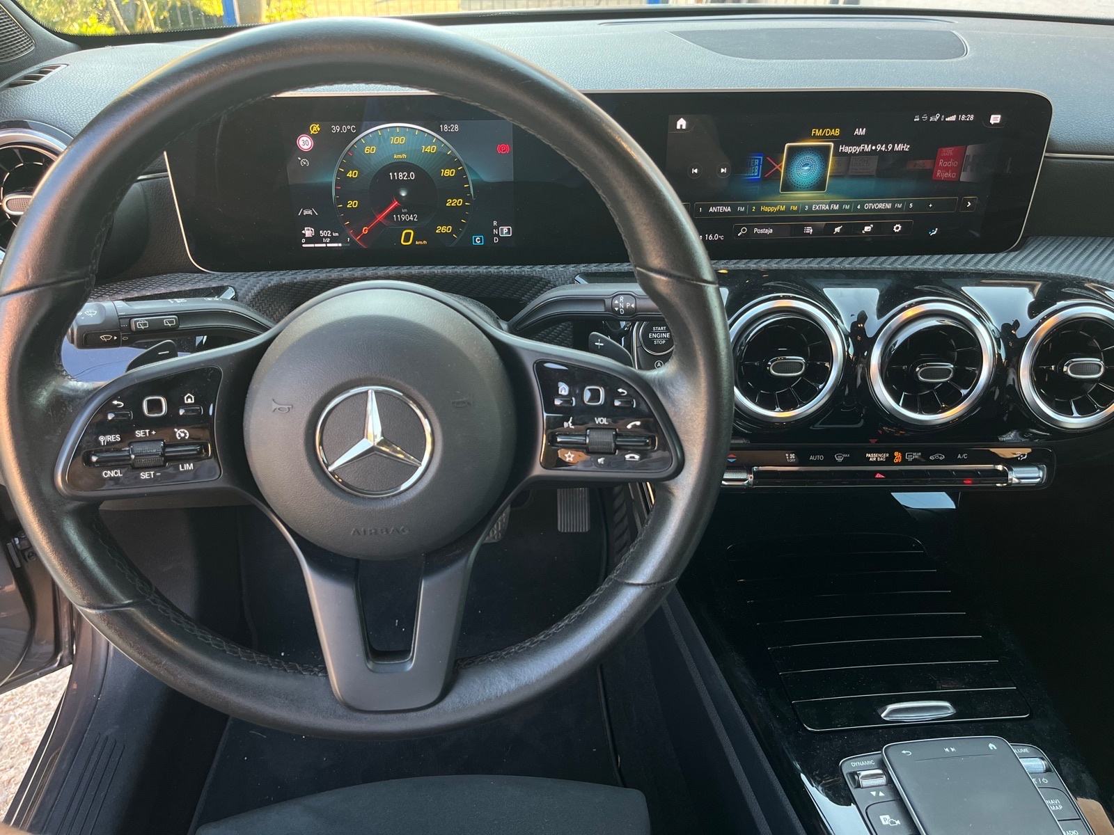 Mercedes-Benz A-klasa 180 d automatik, fotografija 10