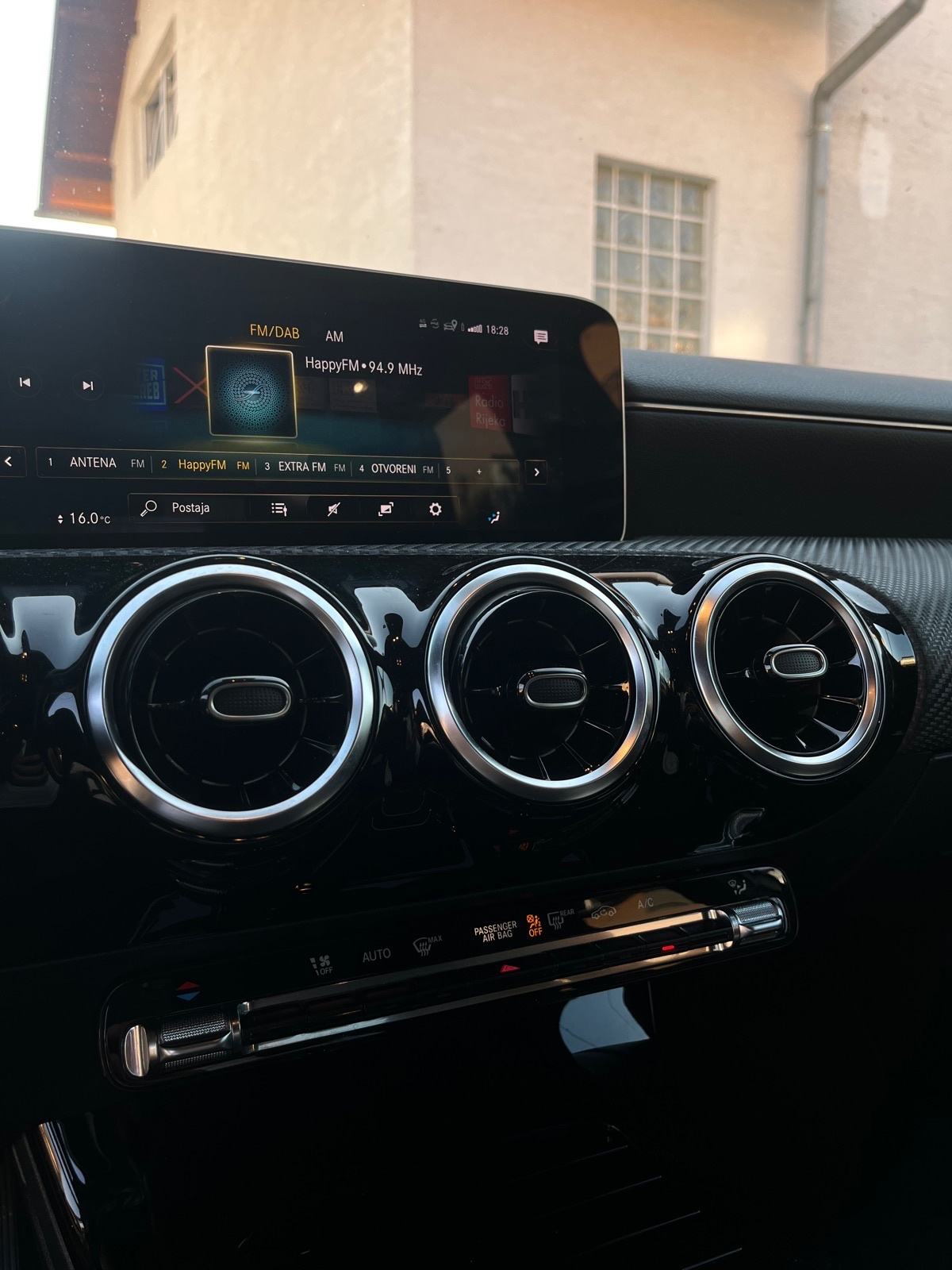 Mercedes-Benz A-klasa 180 d automatik, fotografija 11