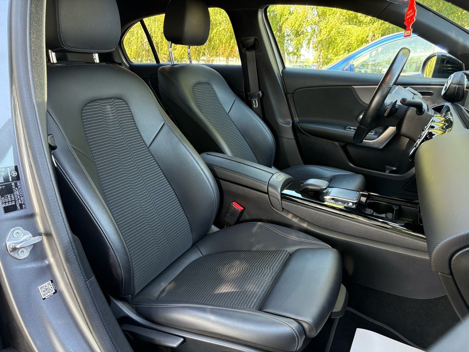 Mercedes-Benz A-klasa 180 d - AUTOMATIK - LEASING RATA VEĆ OD: 292,00€, fotografija 19