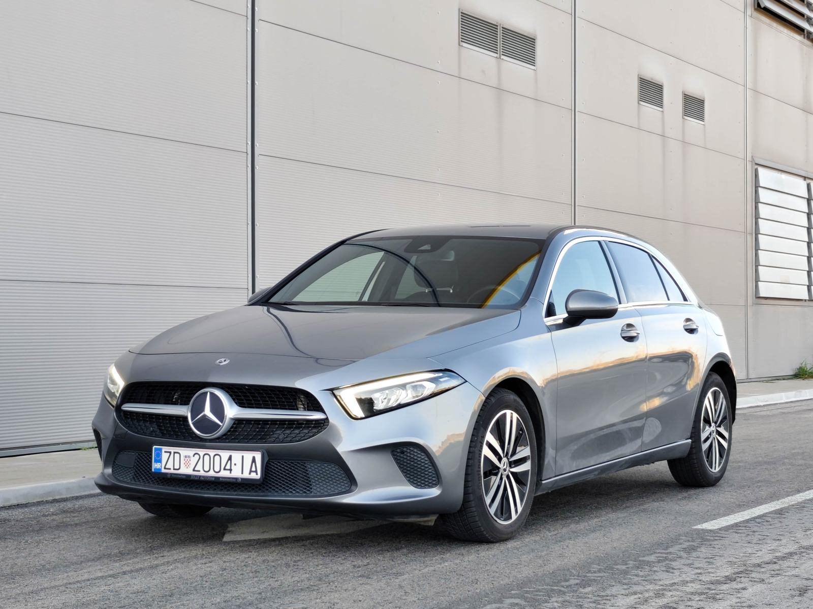 Mercedes-Benz A-klasa 180 d Progressive Aut. |LED |Kam |Ambi |17''Alu, fotografija 2
