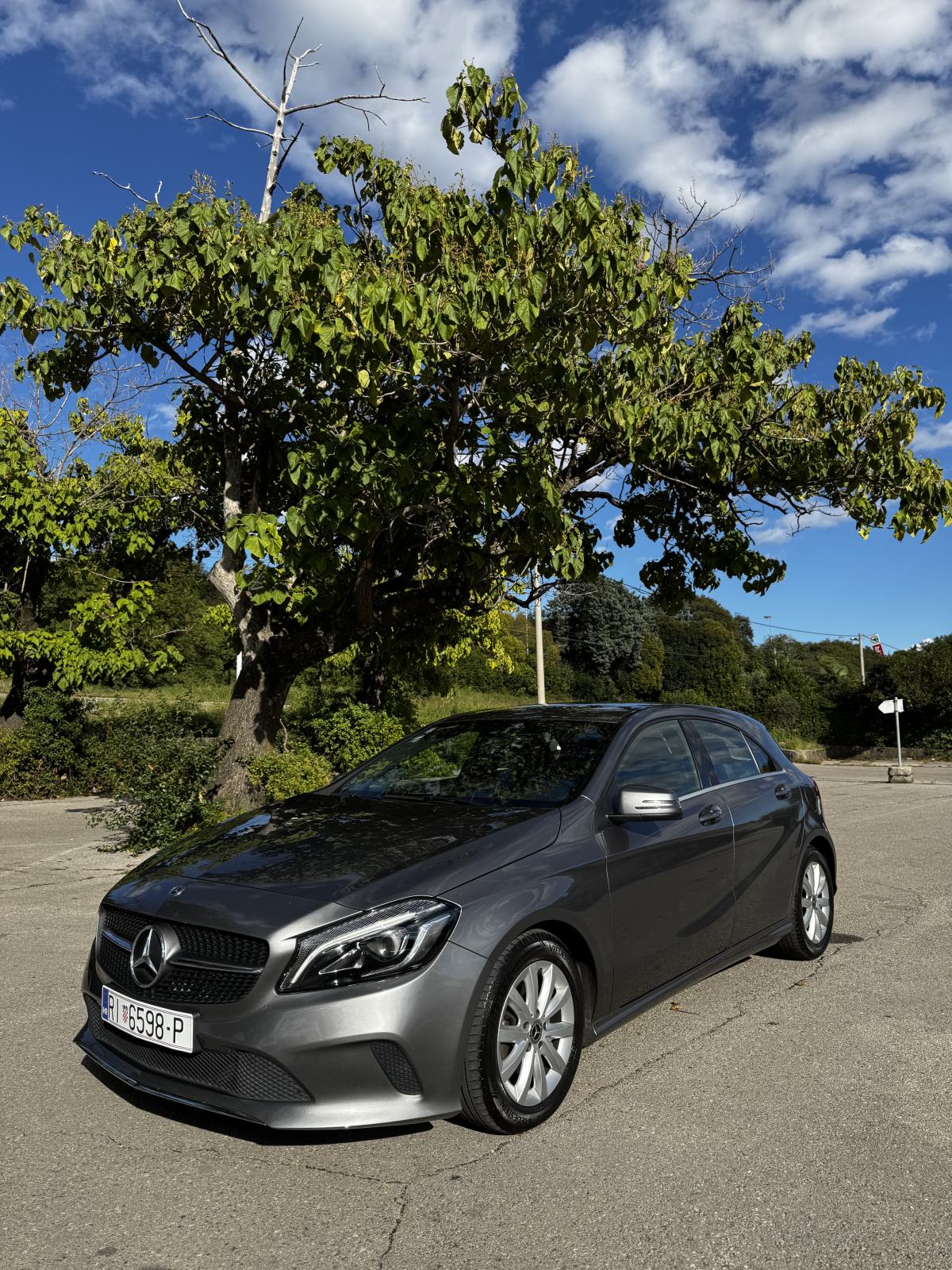 Mercedes Benz A klasa 180 D 2017 God mercedes-benz-a-klasa-180-d-2017-god