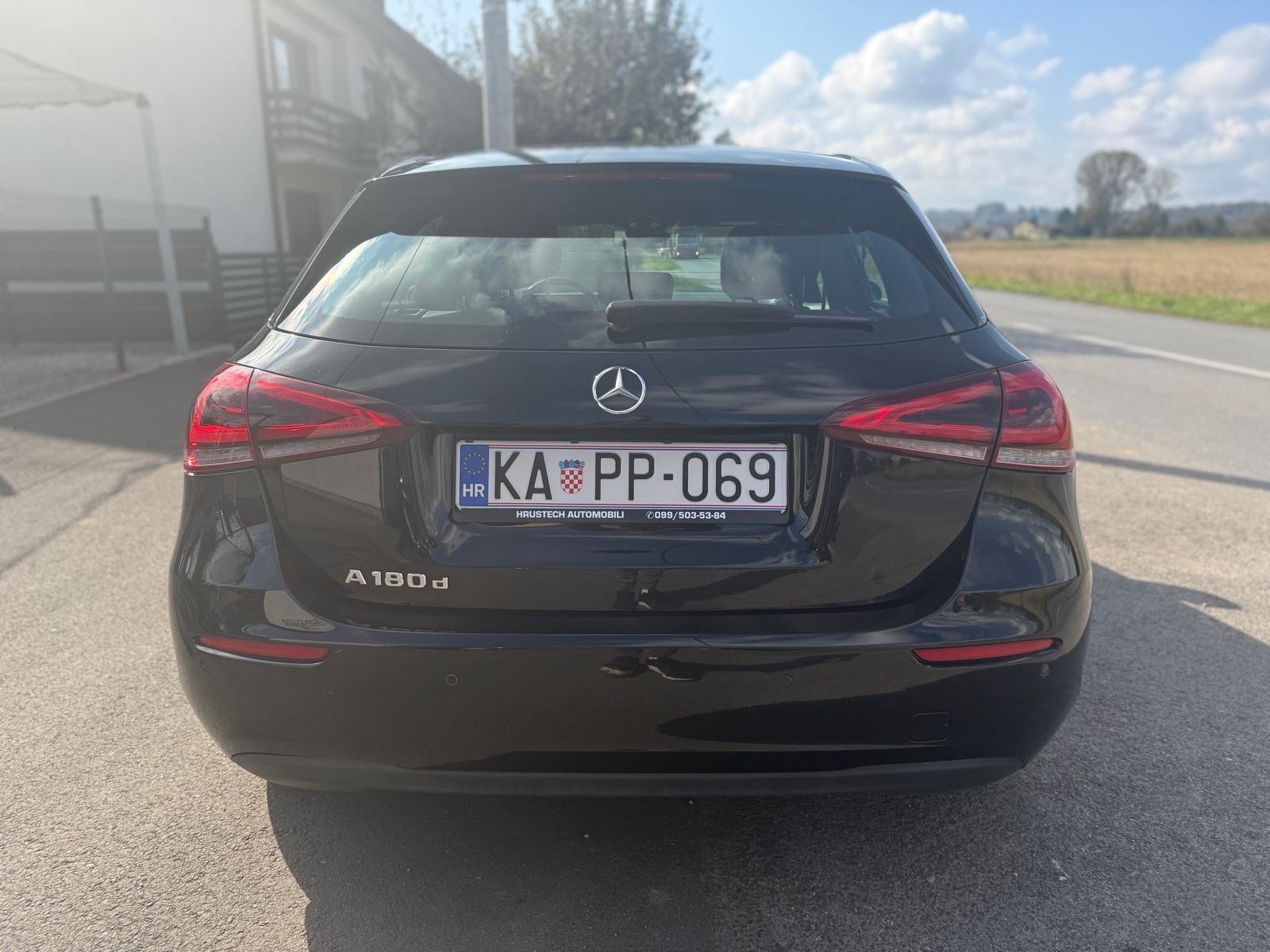 Mercedes-Benz A-klasa 180 d, fotografija 6