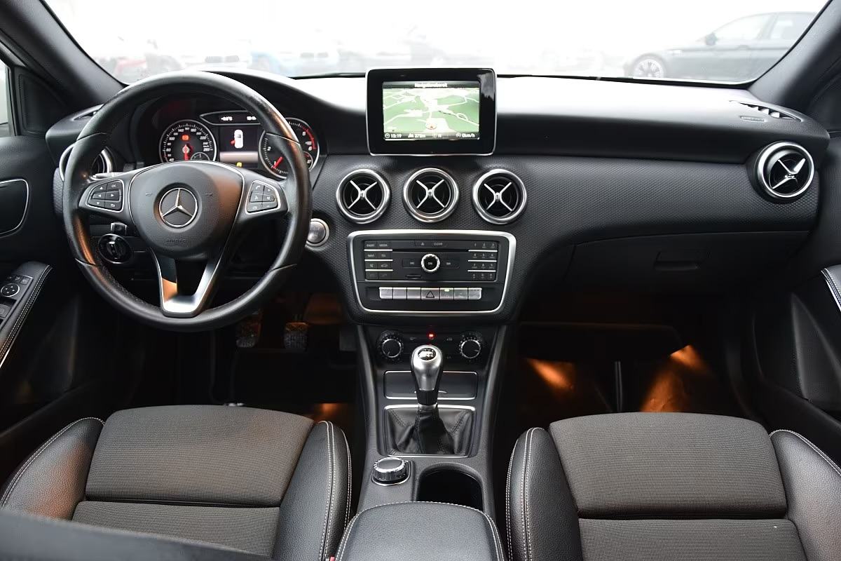 Mercedes-Benz A-180 d, Registriran, Sva oprema, SUPER STANJE AUTA !!!, fotografija 10