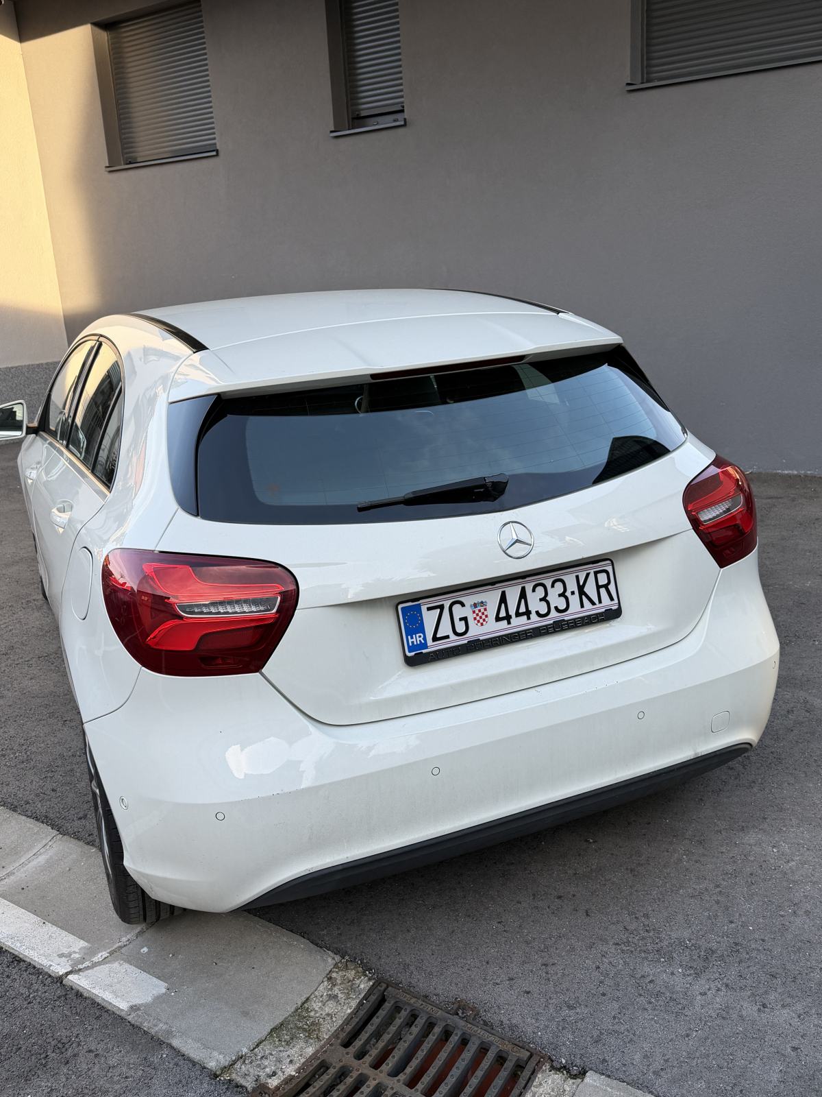 Mercedes-Benz A-180 d, Registriran, Sva oprema, SUPER STANJE AUTA !!!, fotografija 7