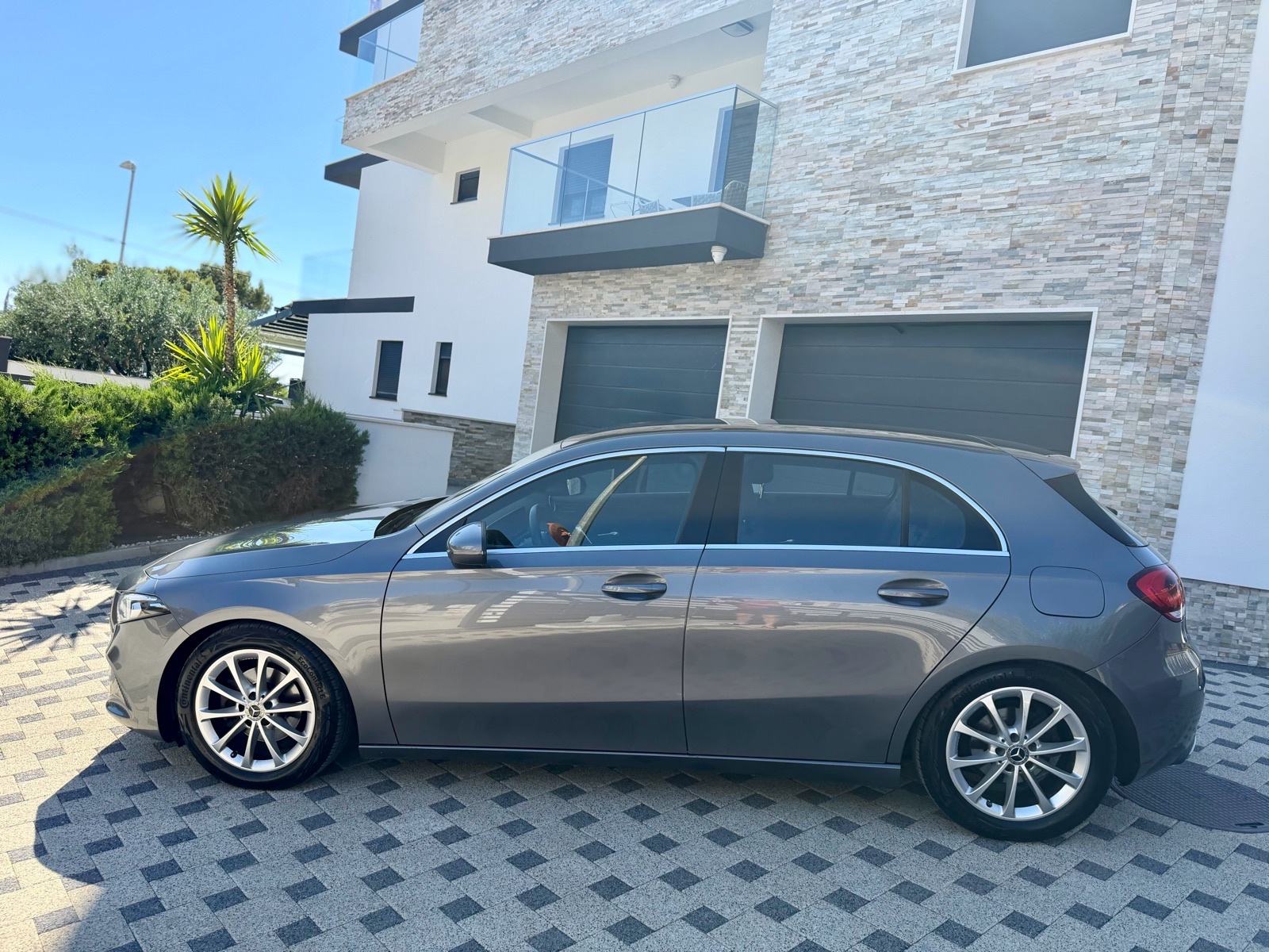 Mercedes-Benz A-klasa 180 d, fotografija 2