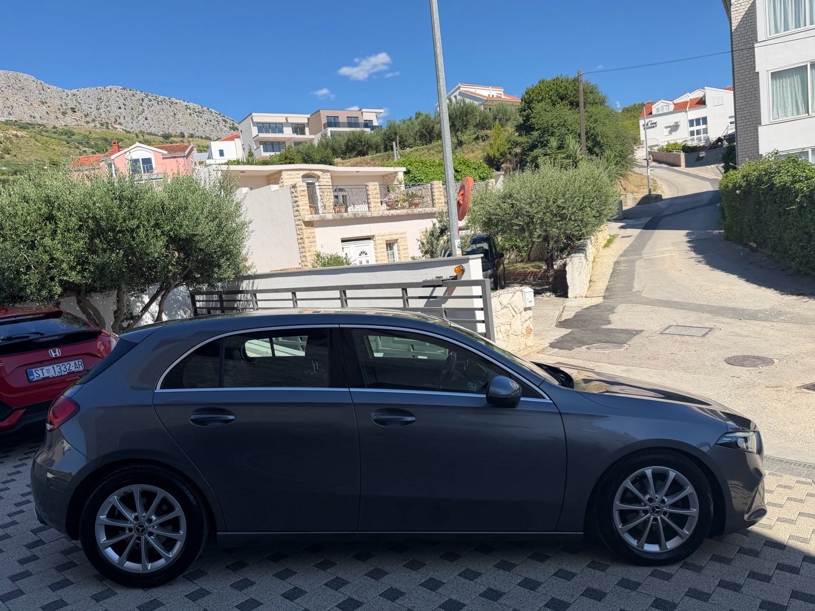 Mercedes-Benz A-klasa 180 d, fotografija 6