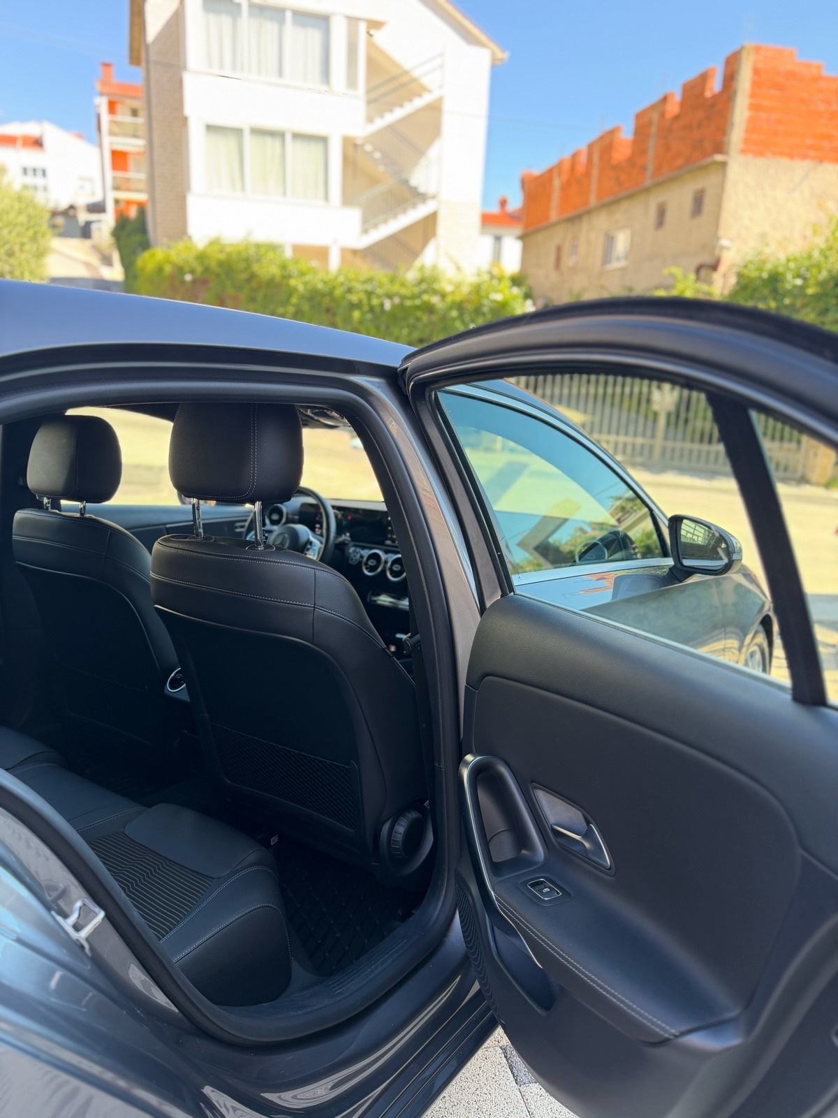 Mercedes-Benz A-klasa 180 d, fotografija 14
