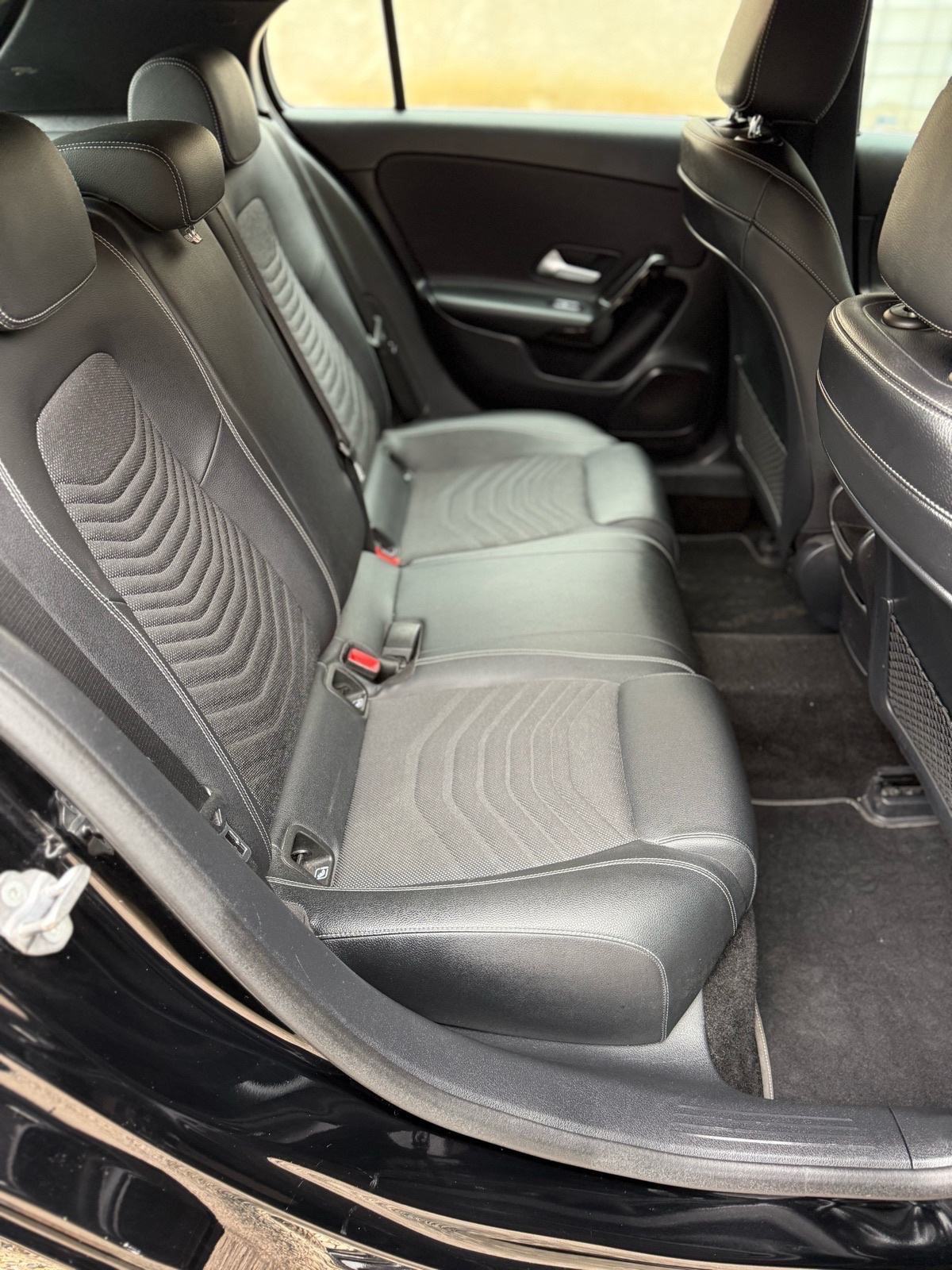 Mercedes-Benz A-klasa 180 d, fotografija 12