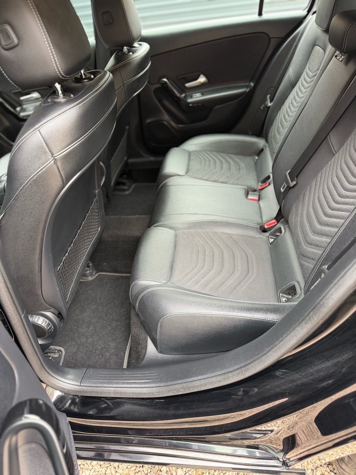 Mercedes-Benz A-klasa 180 d, fotografija 15