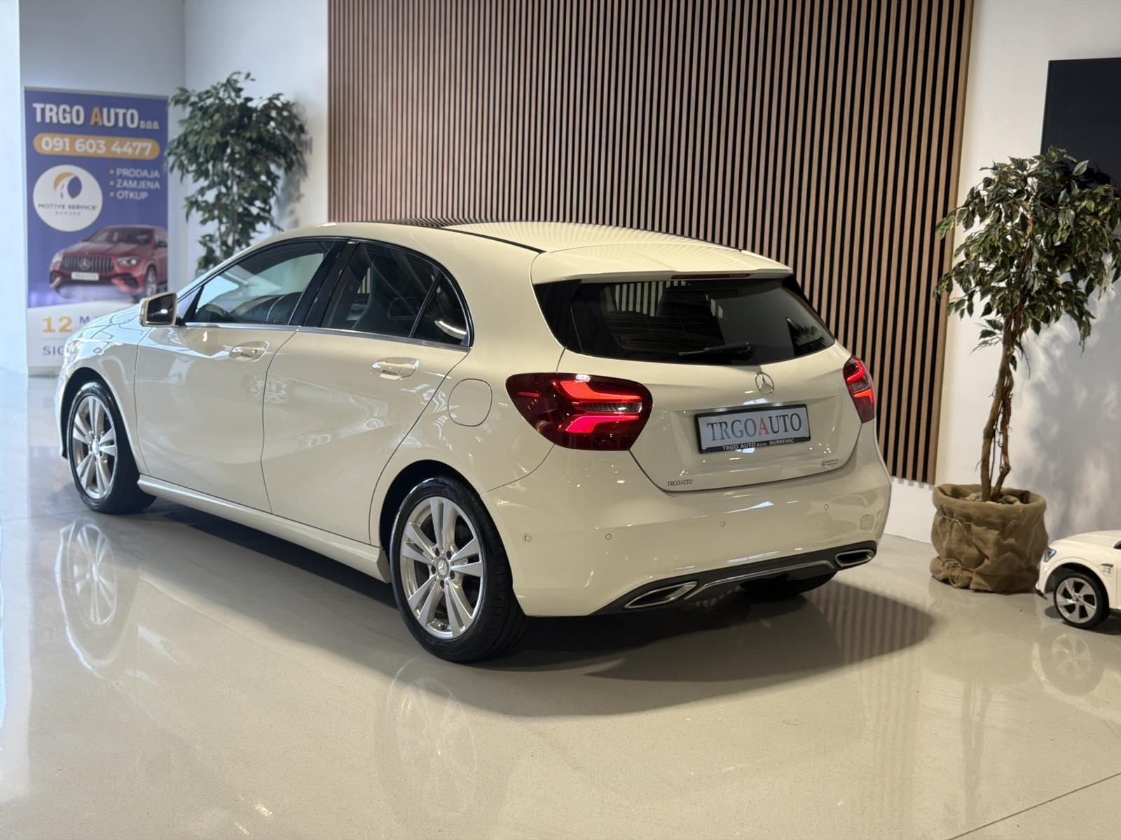 Mercedes-Benz A-180 CDI Sport*ŠIBER-BIXENON-VEL.SERVIS-12 MJ JAMSTVO*, fotografija 6