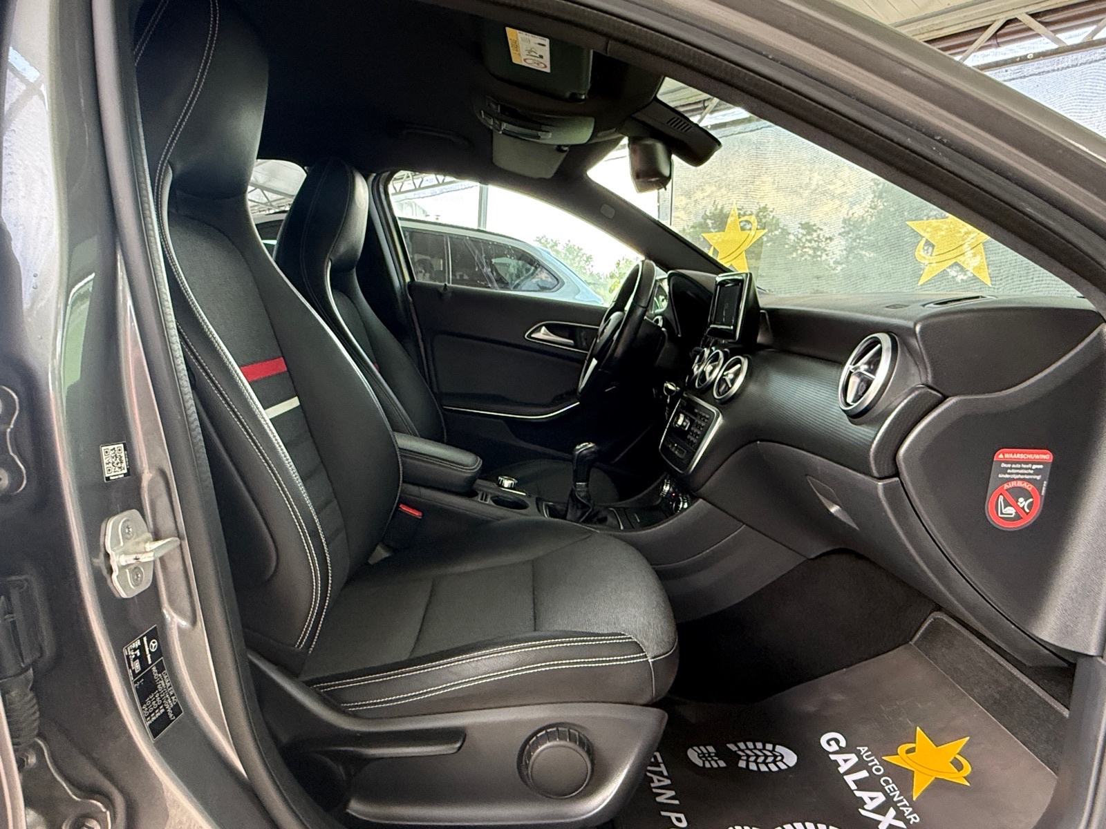 Mercedes-Benz A-klasa 180 d URBAN OPREMA! VRHUNSKO STANJE!, fotografija 16