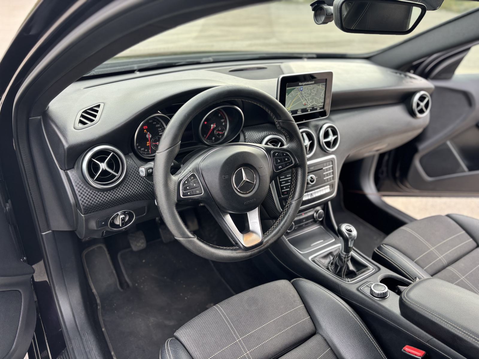 Mercedes-Benz A-klasa 180 d Urban, fotografija 8