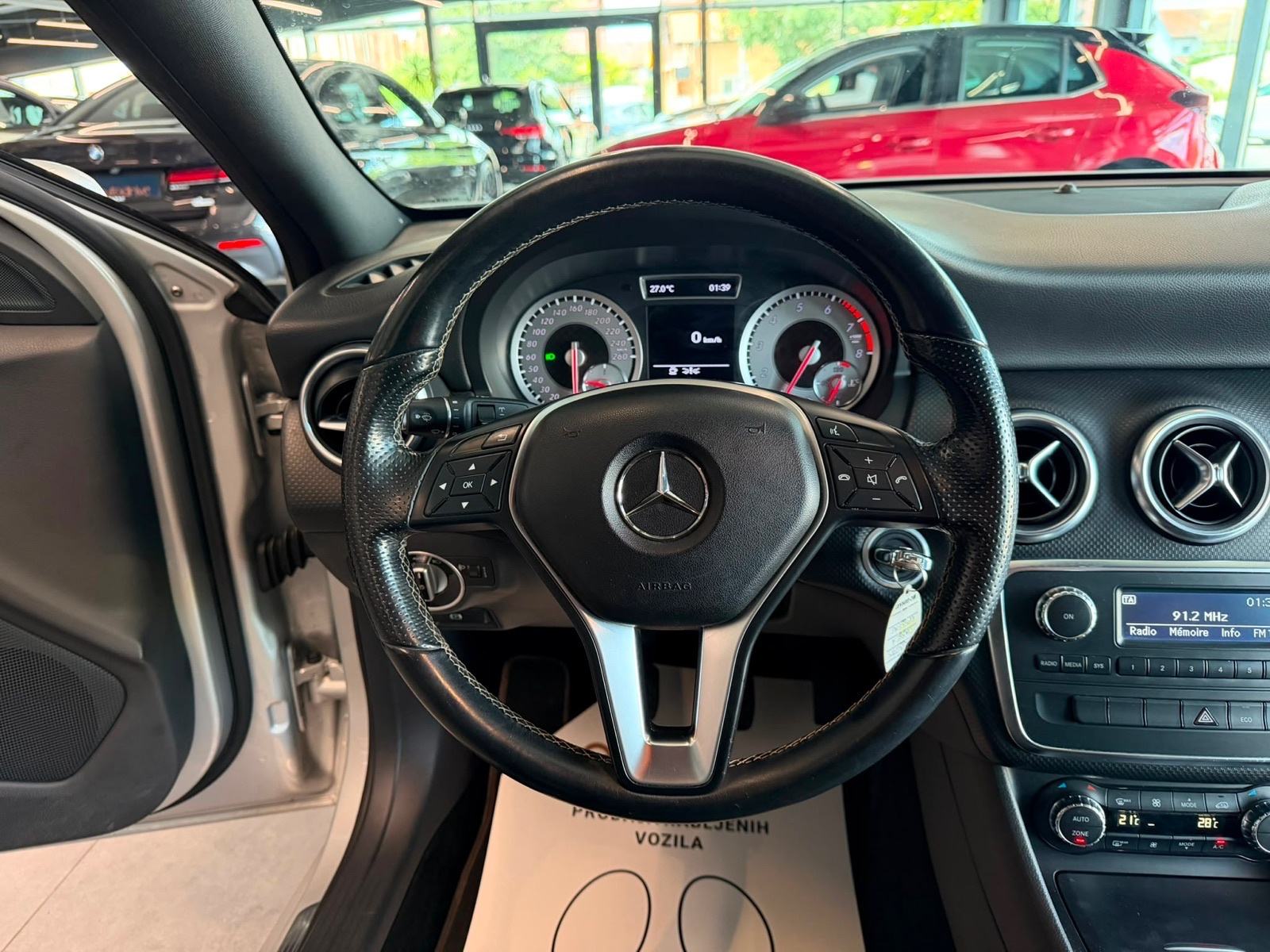 Mercedes-Benz A-klasa 180 KLIMA • VELIKI SERVIS • ALU17" • AUTOKREDIT, fotografija 18