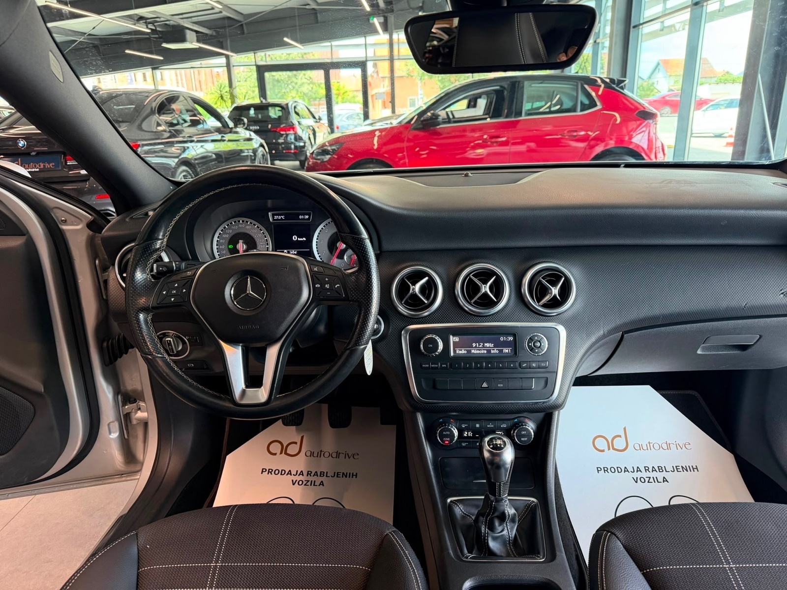 Mercedes-Benz A-klasa 180 KLIMA • VELIKI SERVIS • ALU17" • AUTOKREDIT, fotografija 17