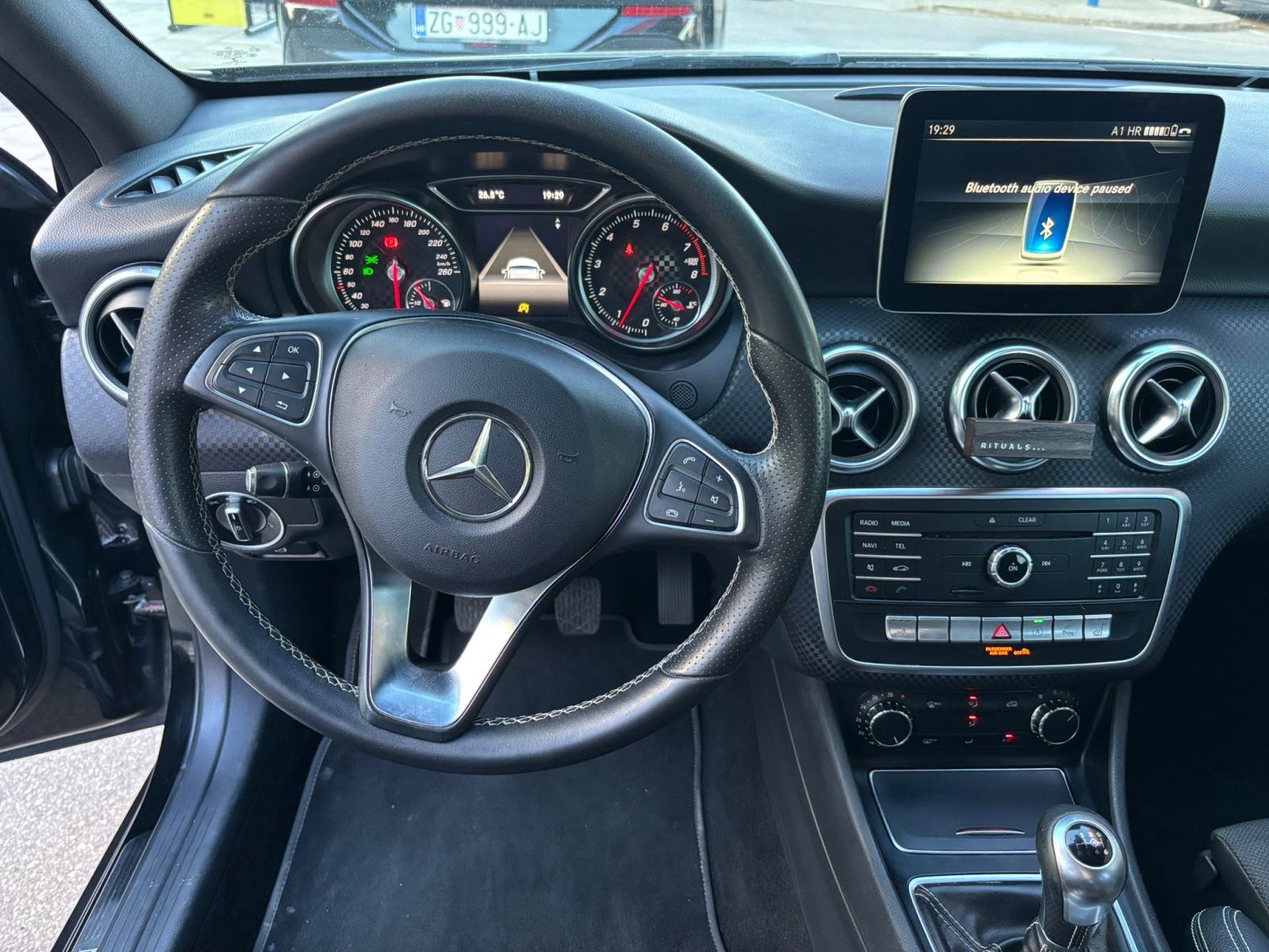 Mercedes-Benz A-klasa 180, fotografija 9
