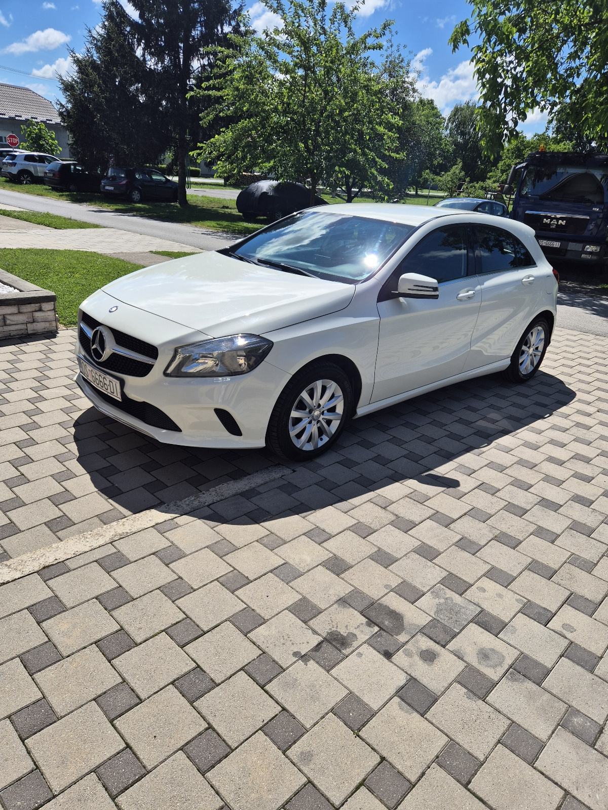 Mercedes-Benz A-klasa 180, fotografija 10