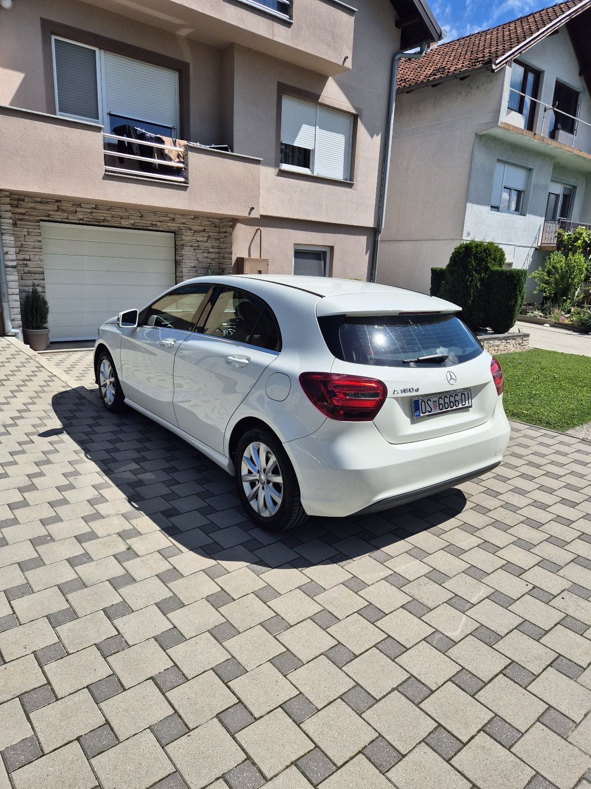 Mercedes-Benz A-klasa 180, fotografija 7