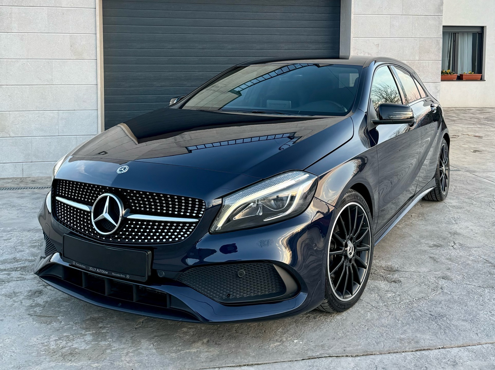 Mercedes-Benz A-klasa 180D AMG - Panorama- Kamera- Navi- Automatik, fotografija 7