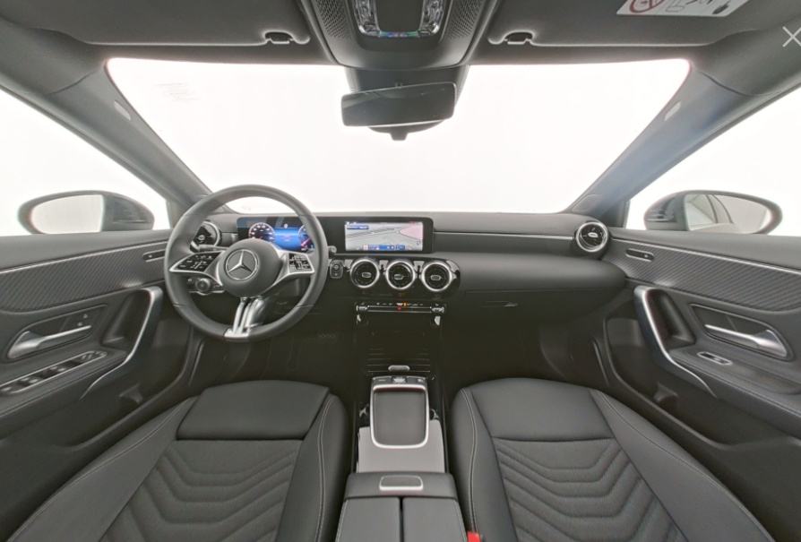 Mercedes-Benz A-klasa 180d AUTOMATIK 11000 km ALU NAVI LED NOVI MODEL, fotografija 11