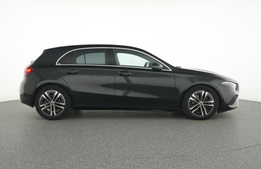 Mercedes-Benz A-klasa 180d AUTOMATIK 11000 km ALU NAVI LED NOVI MODEL, fotografija 7