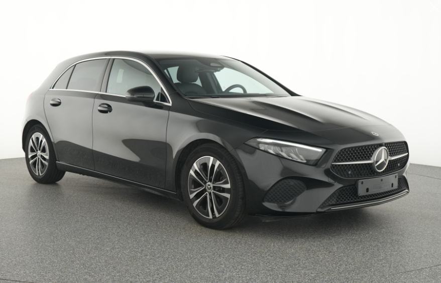 Mercedes-Benz A-klasa 180d AUTOMATIK 11000 km ALU NAVI LED NOVI MODEL, fotografija 3