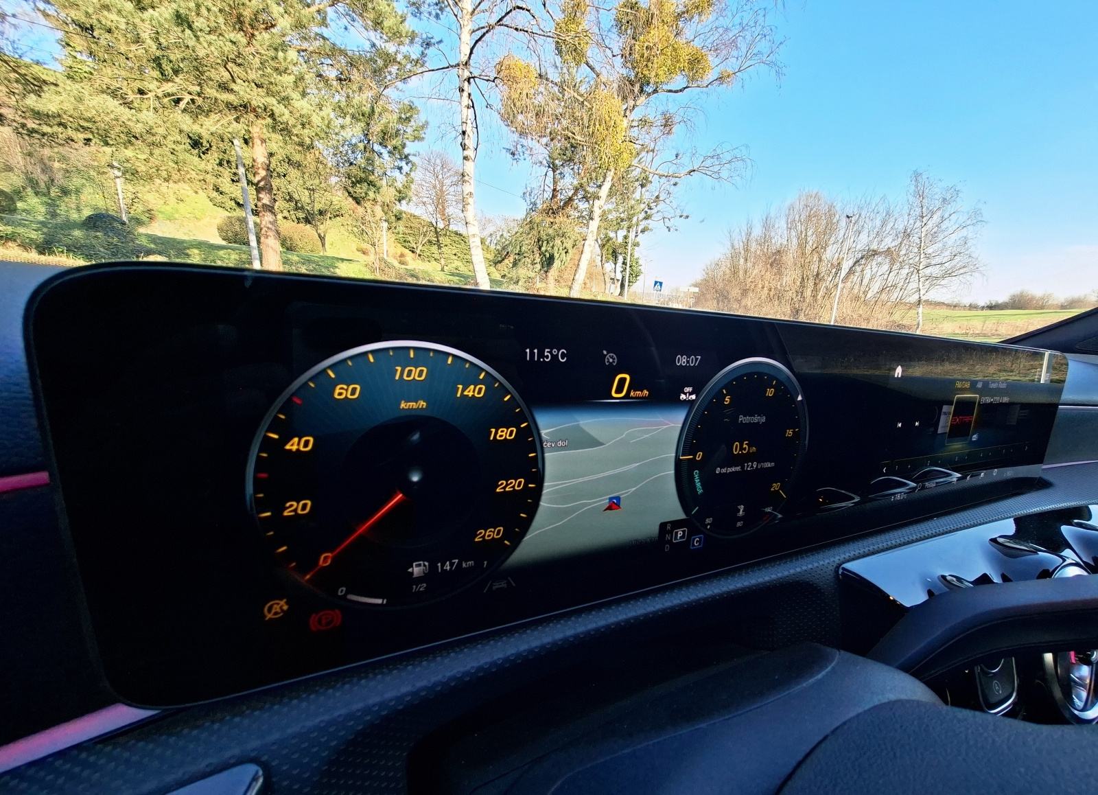 Mercedes-Benz A-klasa 200 AMG automatik, fotografija 9