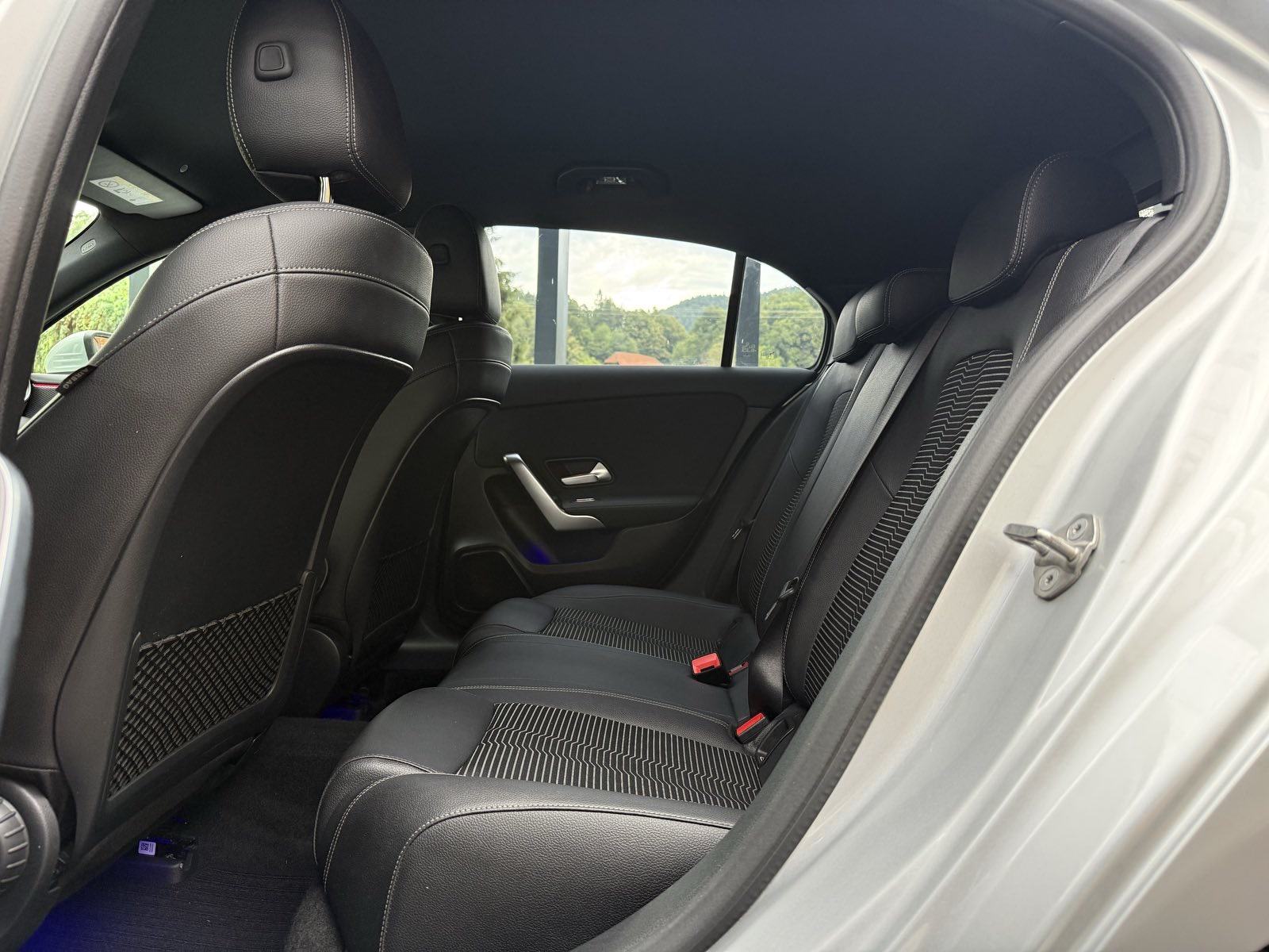 Mercedes-Benz A-klasa 200 AMG Line Aut. SLO.VOZILO-VIRTUAL-KAMERA-LED, fotografija 11