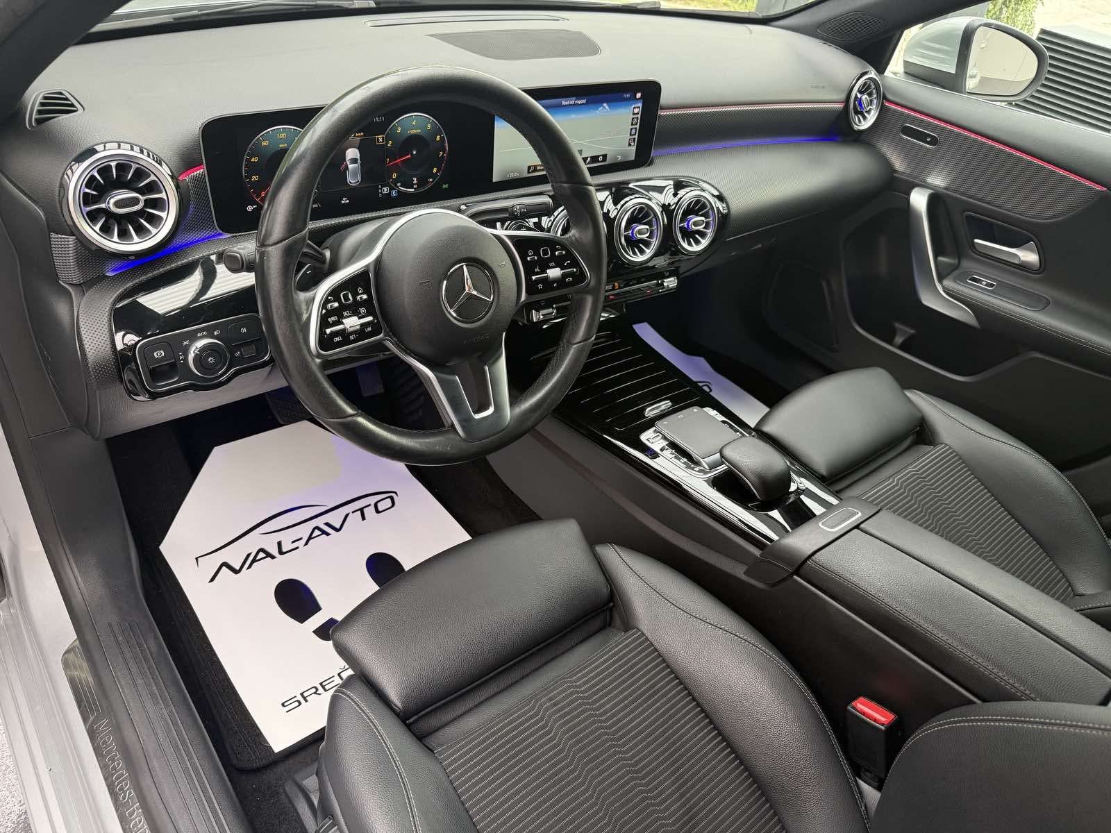 Mercedes-Benz A-klasa 200 AMG Line Aut. SLO.VOZILO-VIRTUAL-KAMERA-LED, fotografija 7