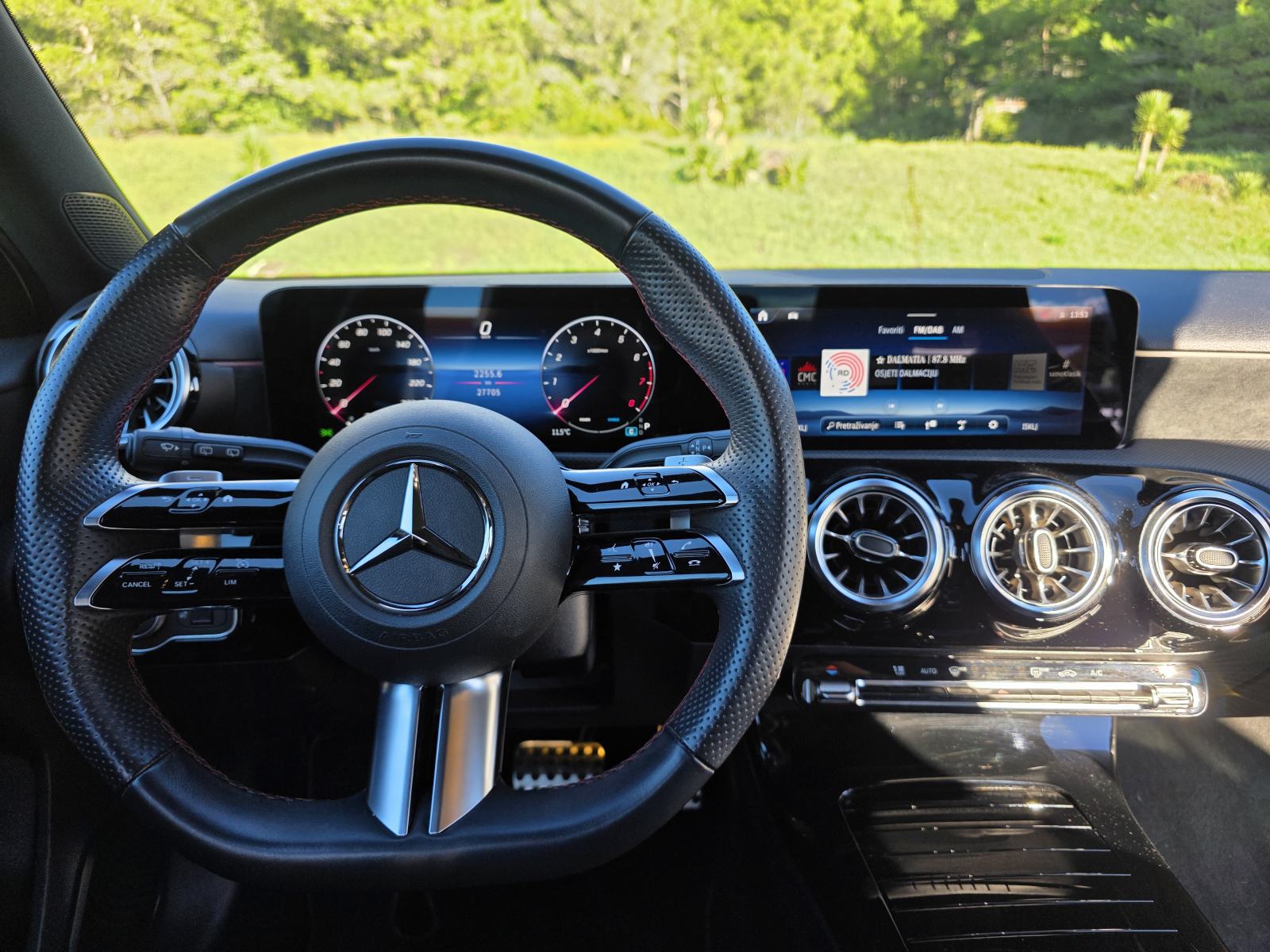 Mercedes-Benz A-klasa 200 AMG, fotografija 11